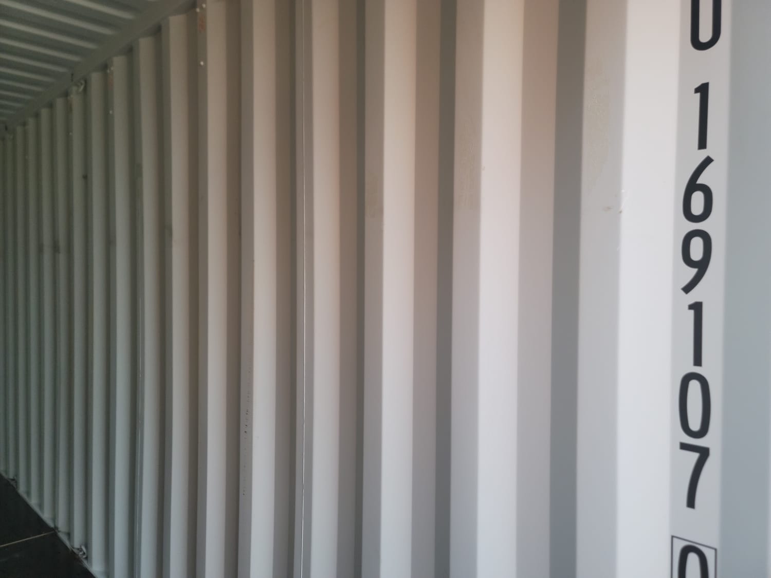 Морской контейнер LYGU1691070