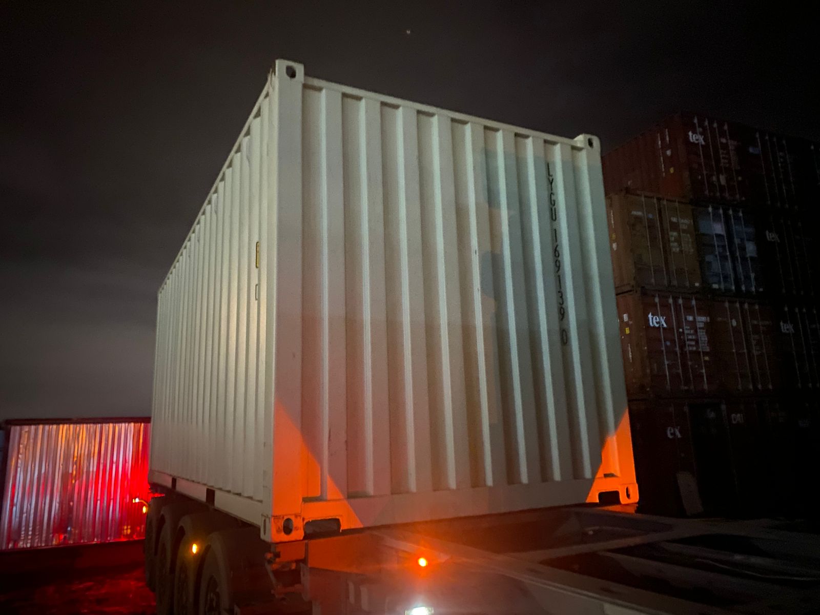 Морской контейнер LYGU1691390