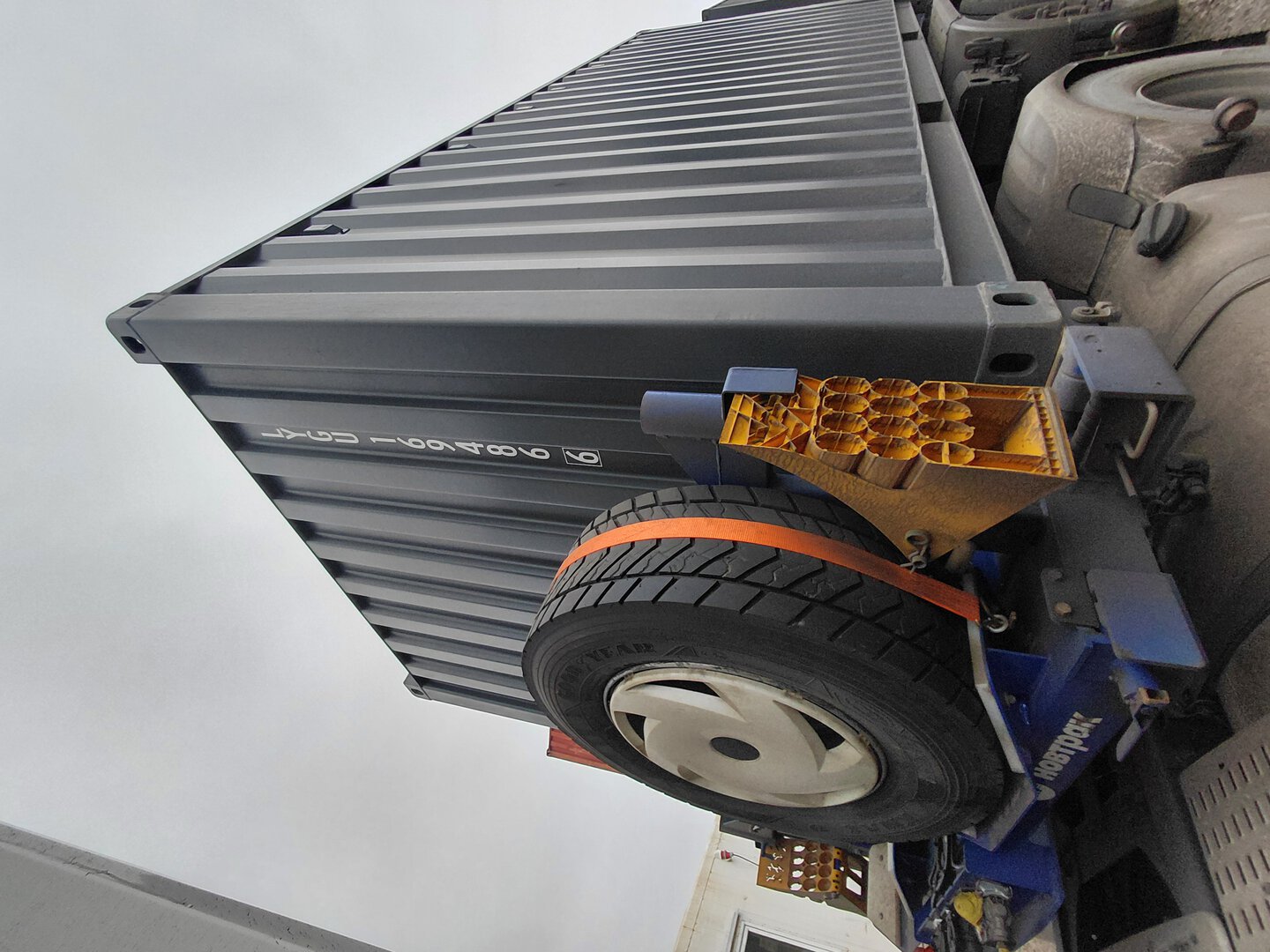 Морской контейнер LYGU1694866