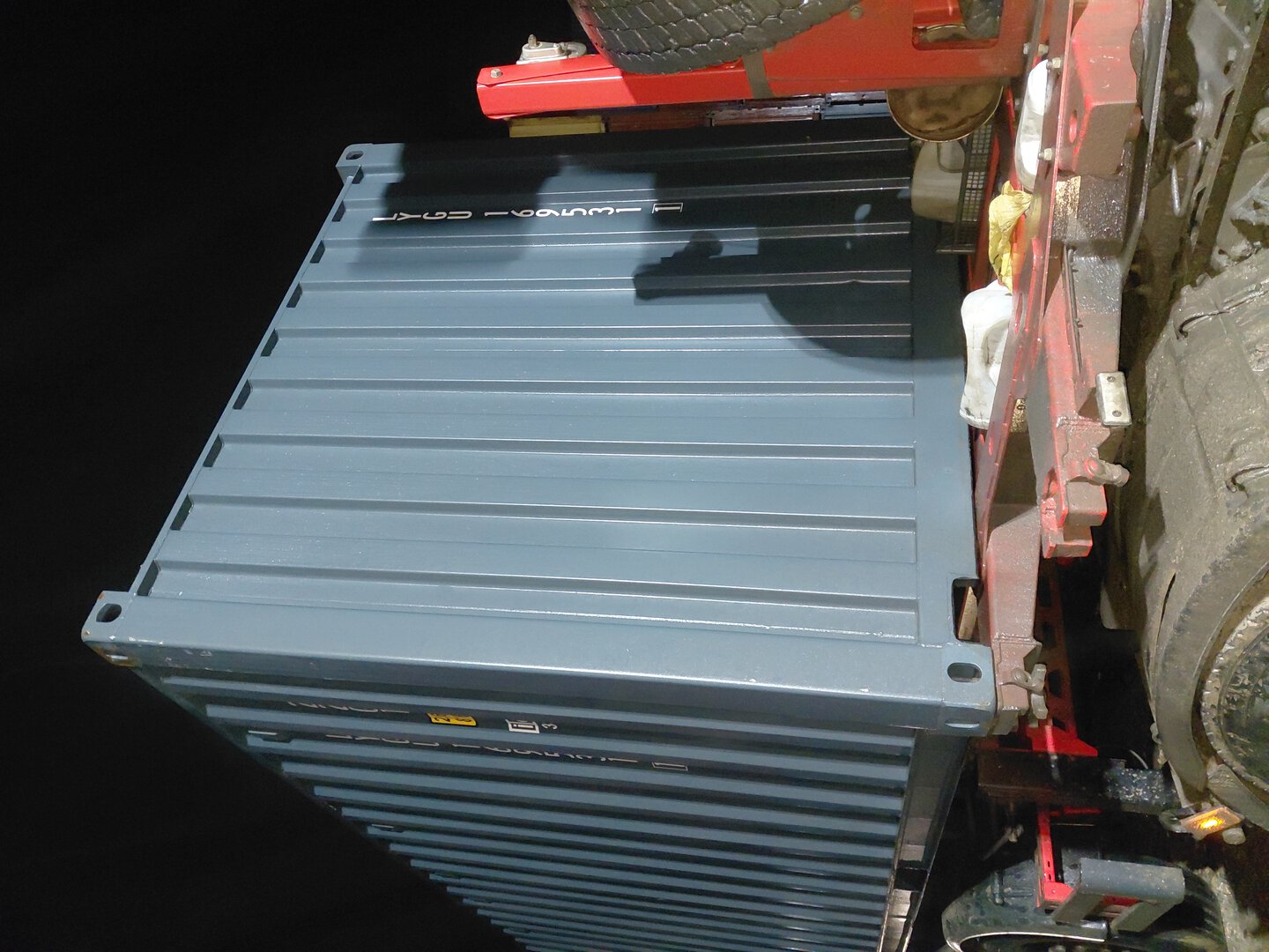 Морской контейнер LYGU1695311