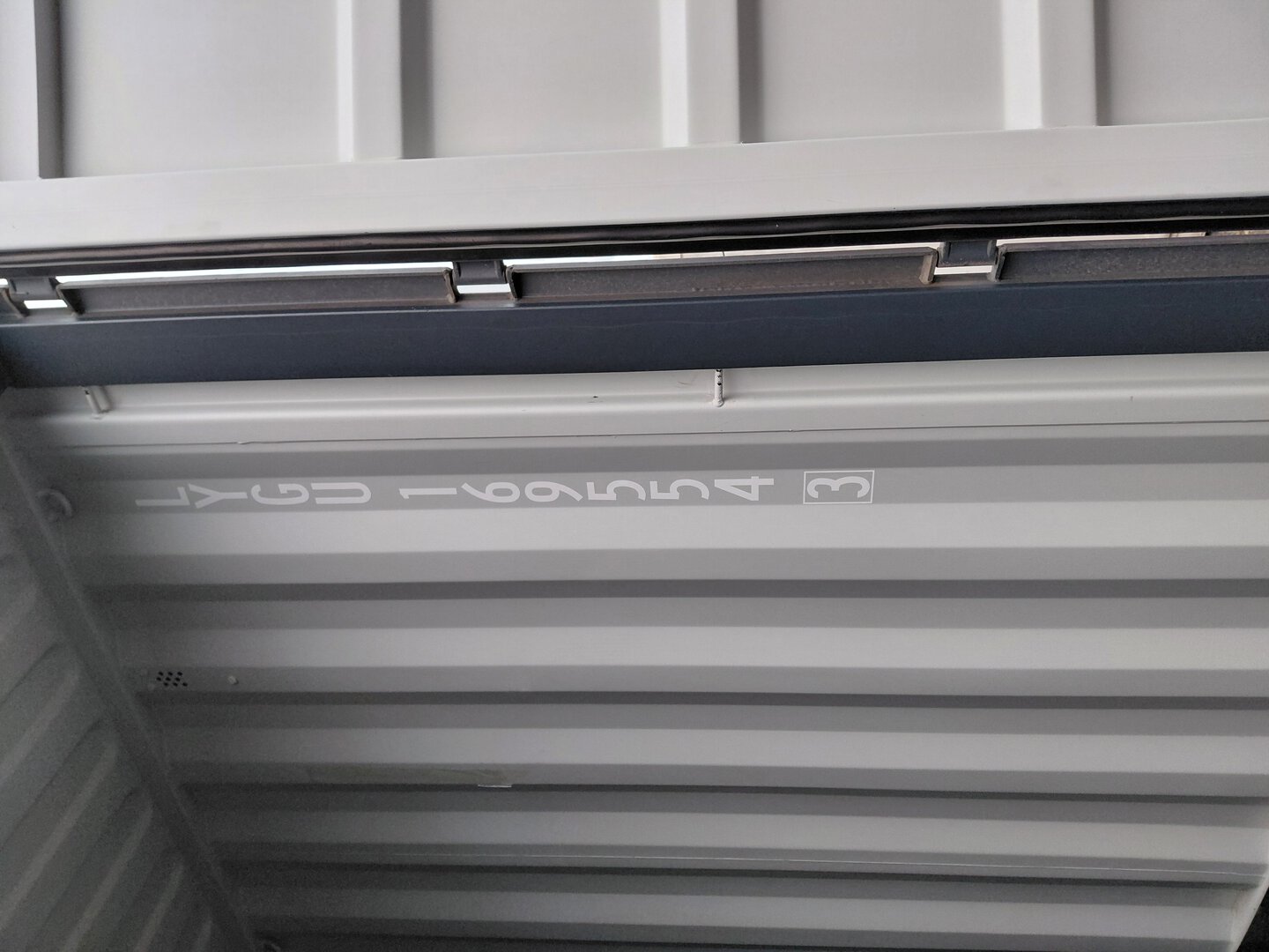 Морской контейнер LYGU1695543