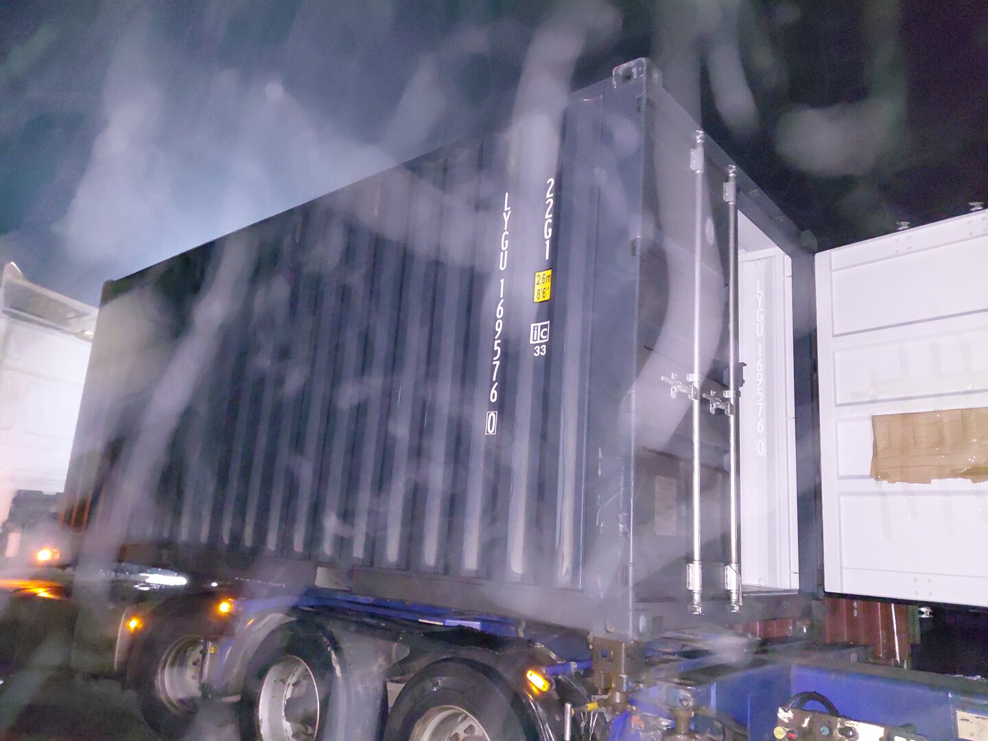 Морской контейнер LYGU1695760