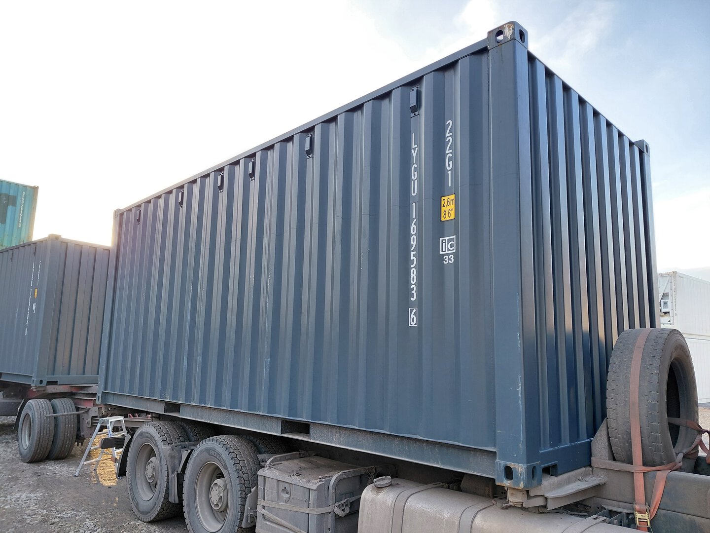 Морской контейнер LYGU1695836