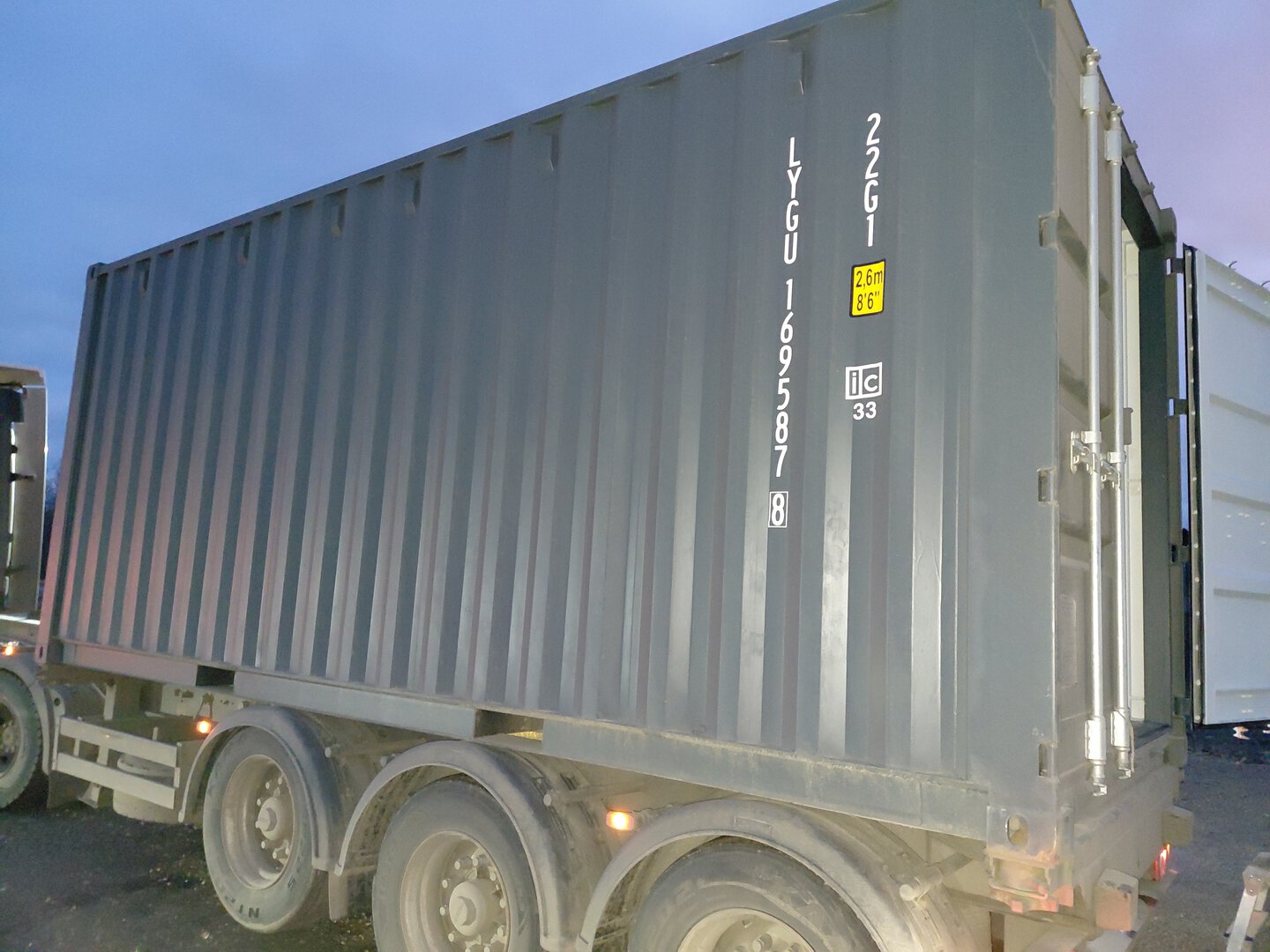 Морской контейнер LYGU1695878