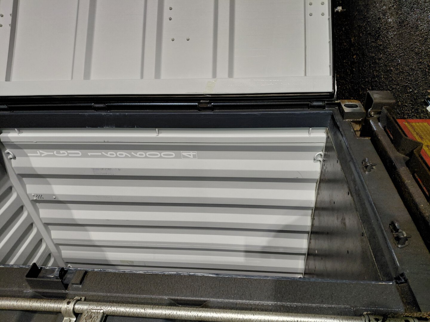 Морской контейнер LYGU1696004