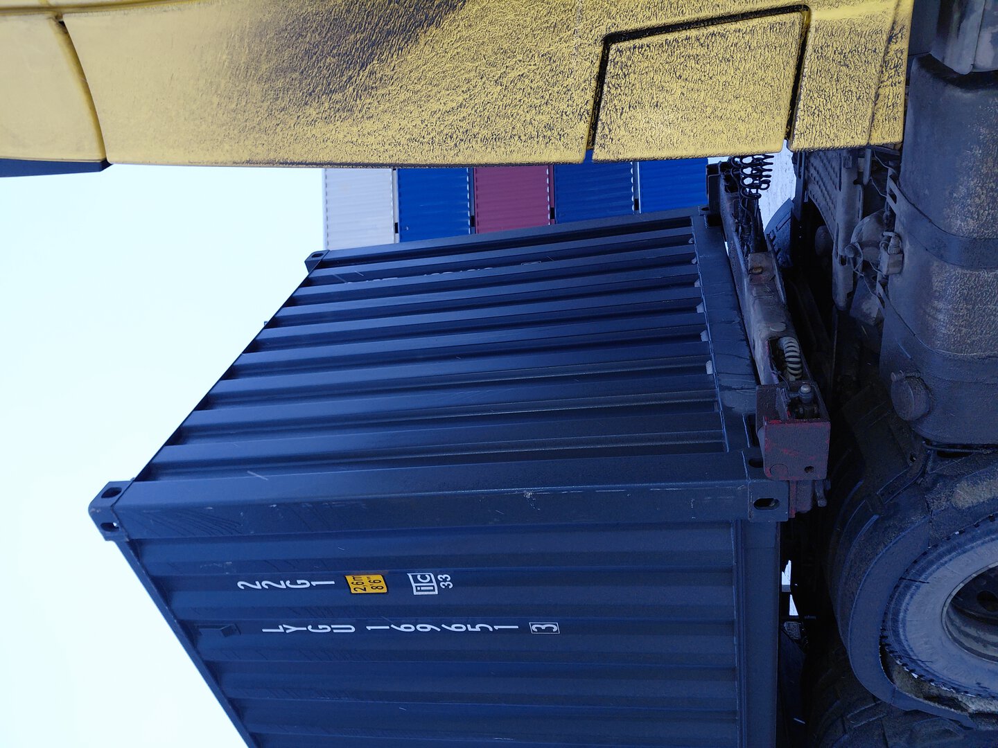 Морской контейнер LYGU1696513