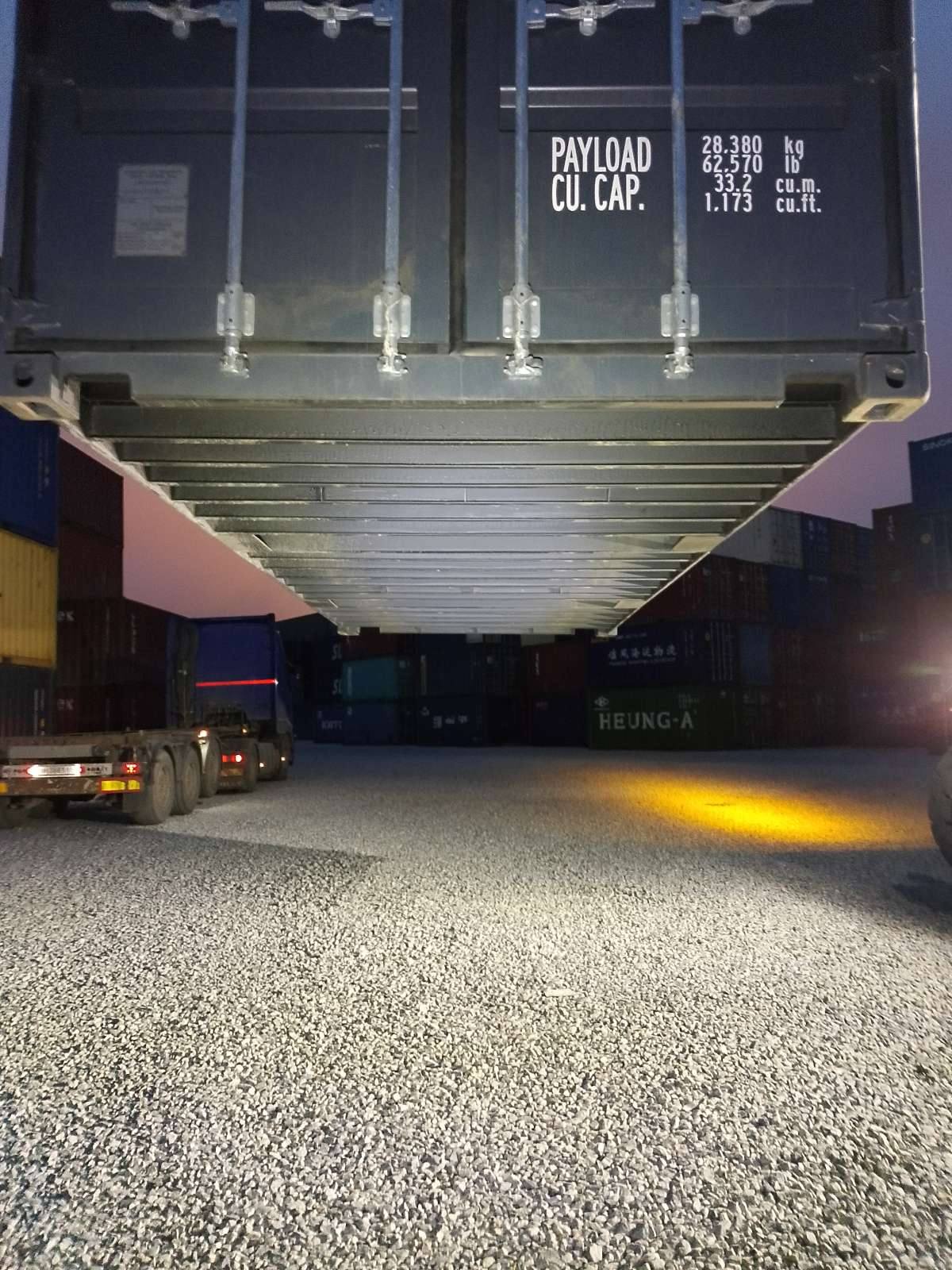 Морской контейнер LYGU1698157