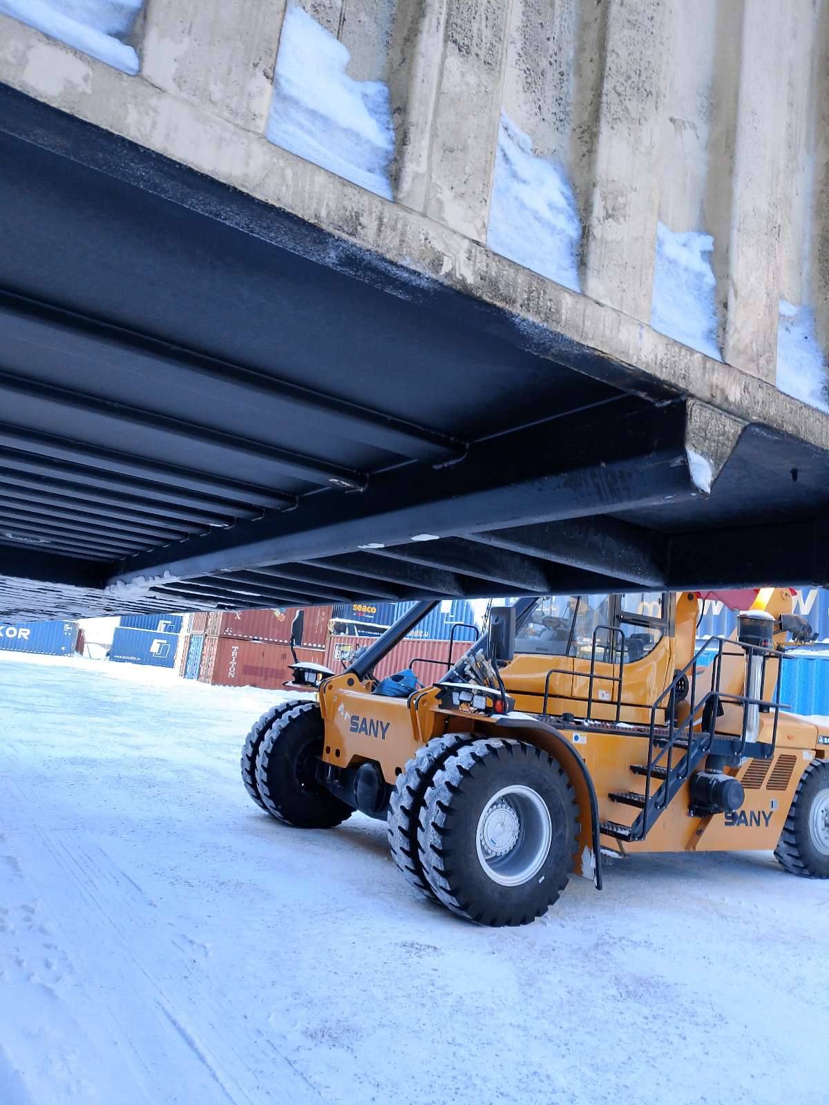 Морской контейнер LYGU1699805