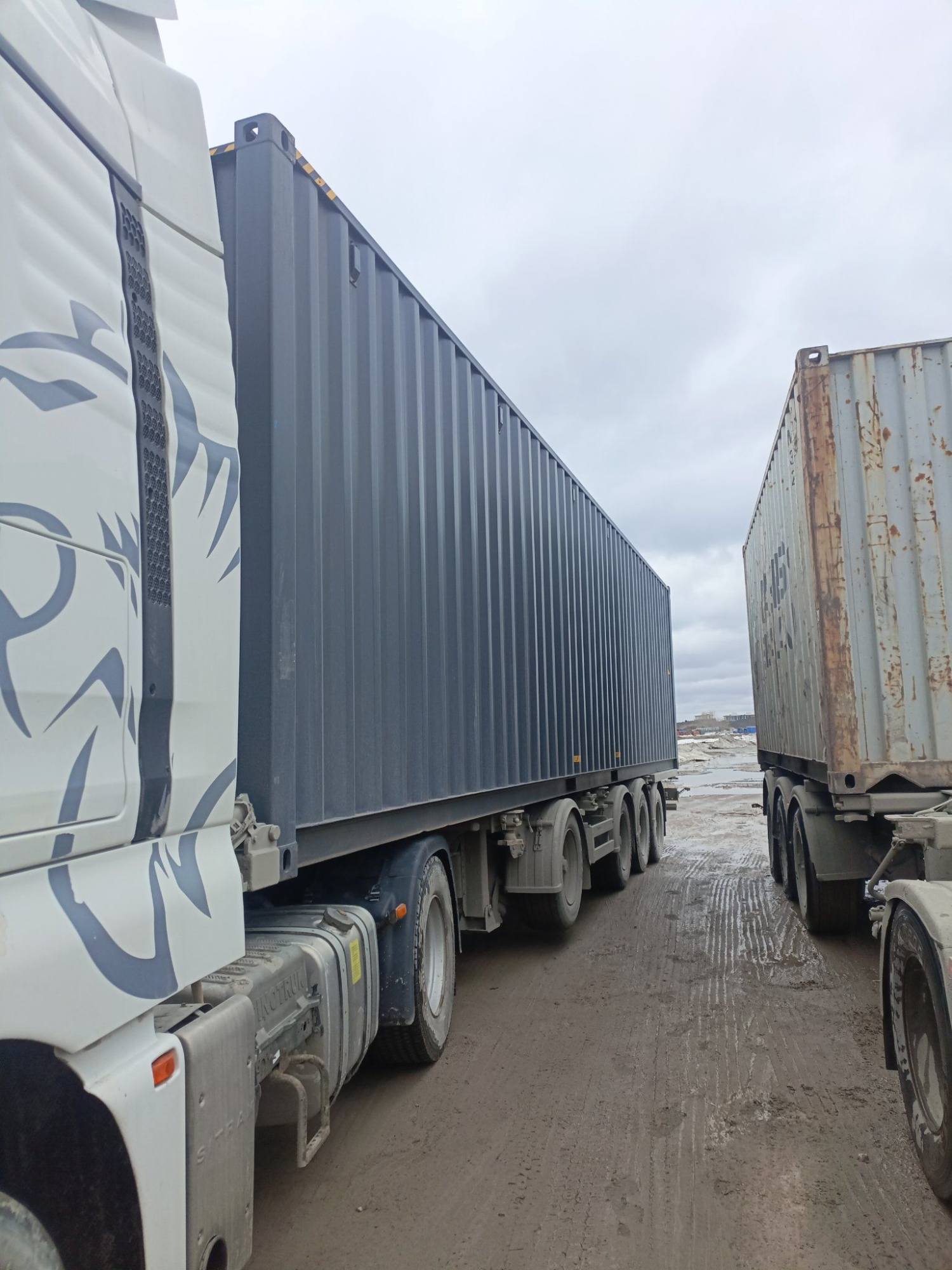 Морской контейнер LYGU1704590