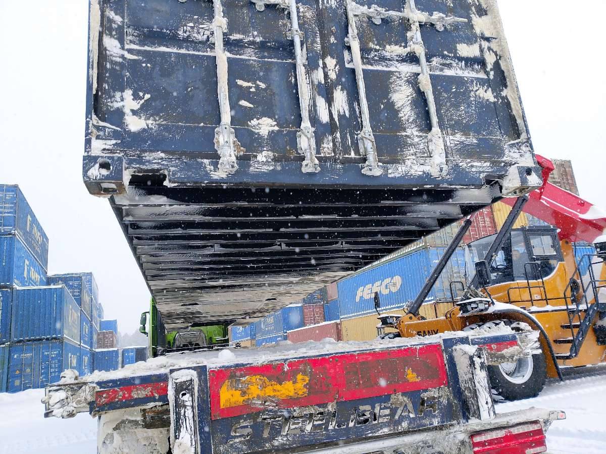 Морской контейнер LYGU1704692