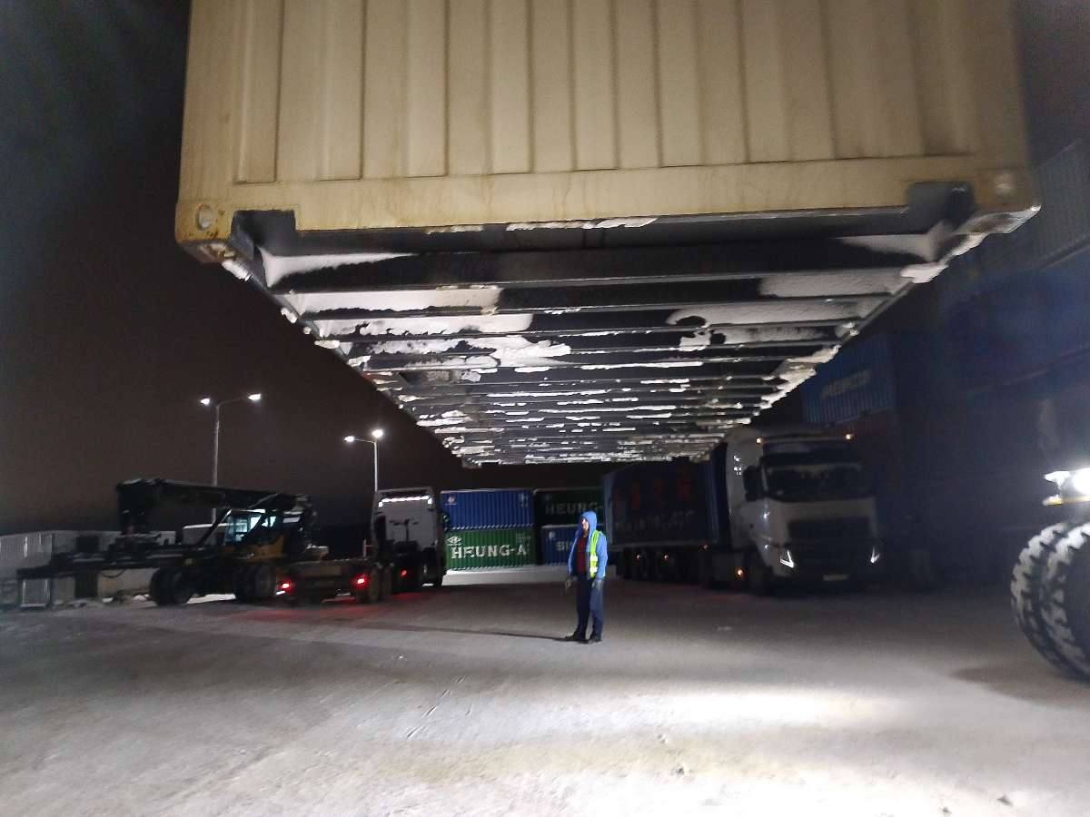 Морской контейнер LYGU3300982