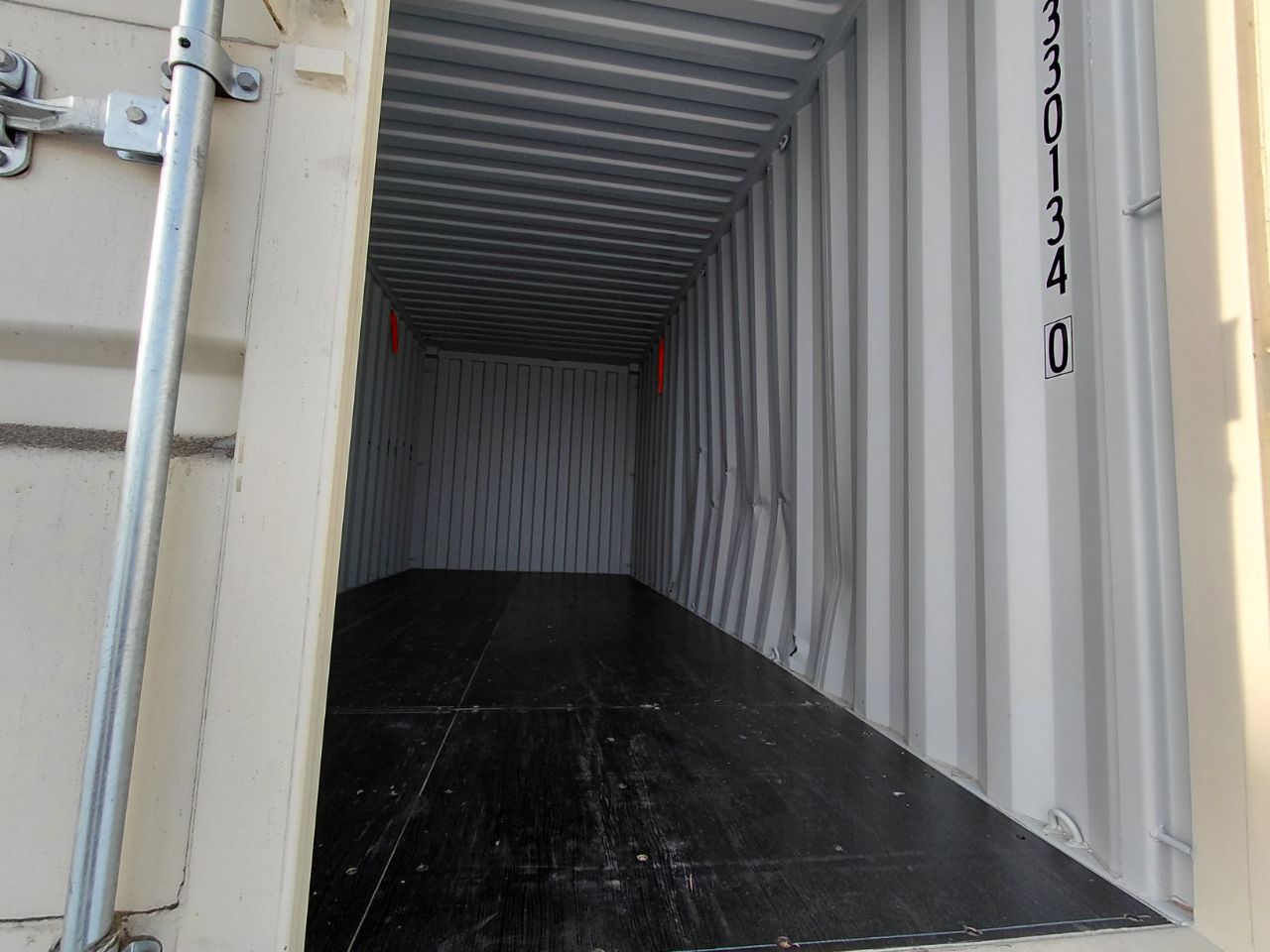 Морской контейнер LYGU3301340