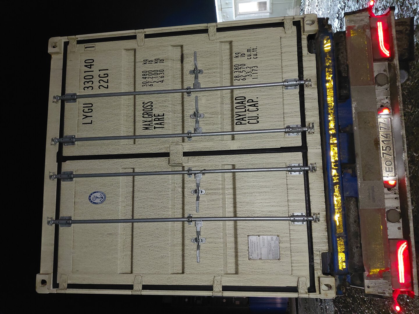 Морской контейнер LYGU3301401