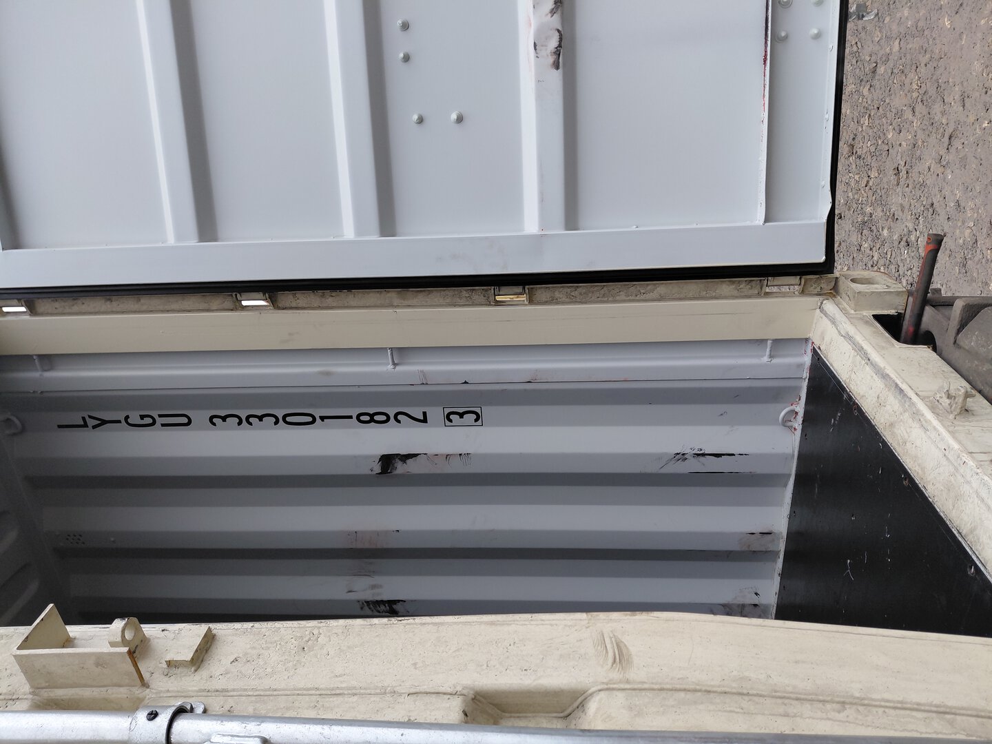 Морской контейнер LYGU3301823