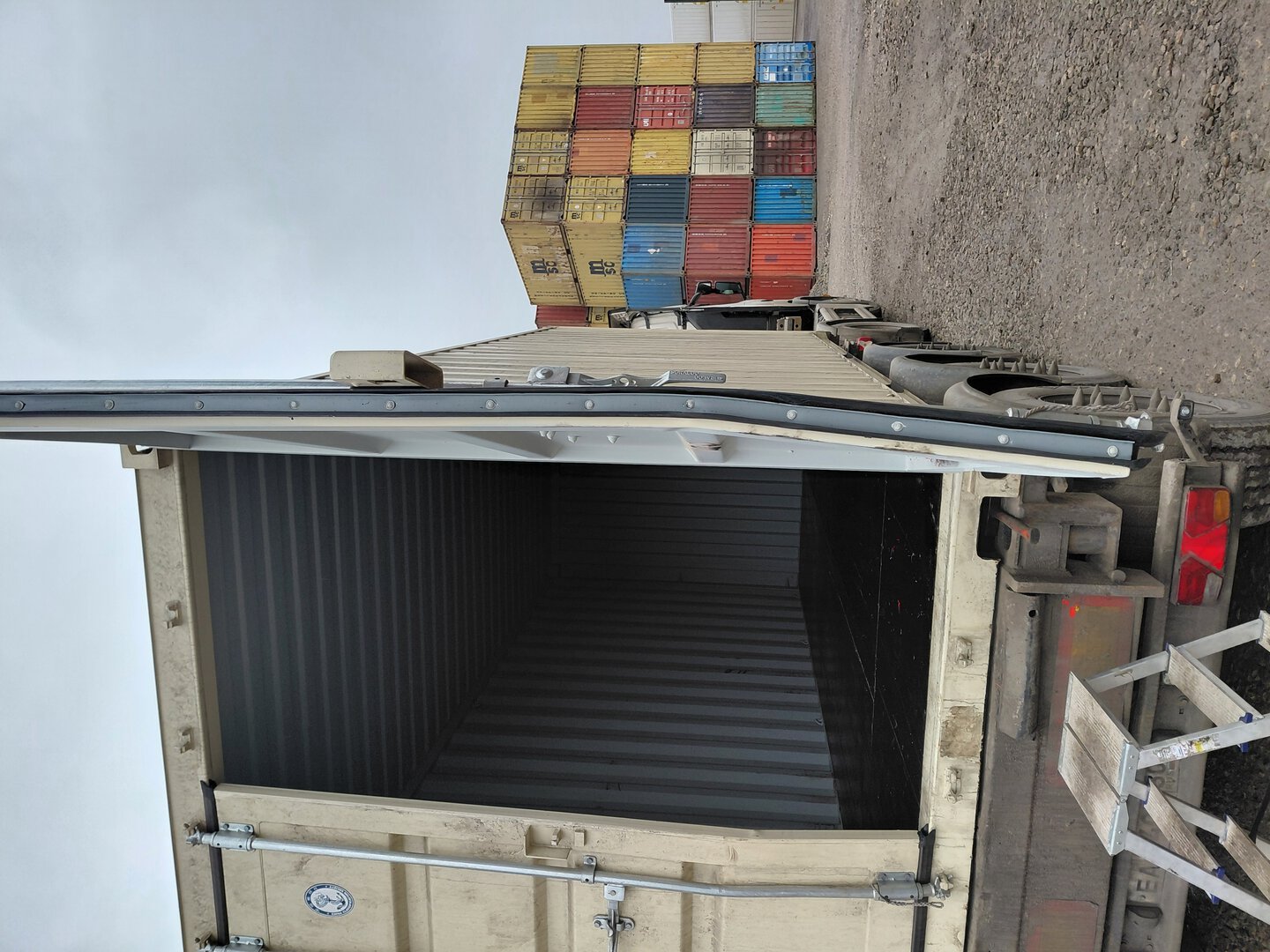 Морской контейнер LYGU3301823