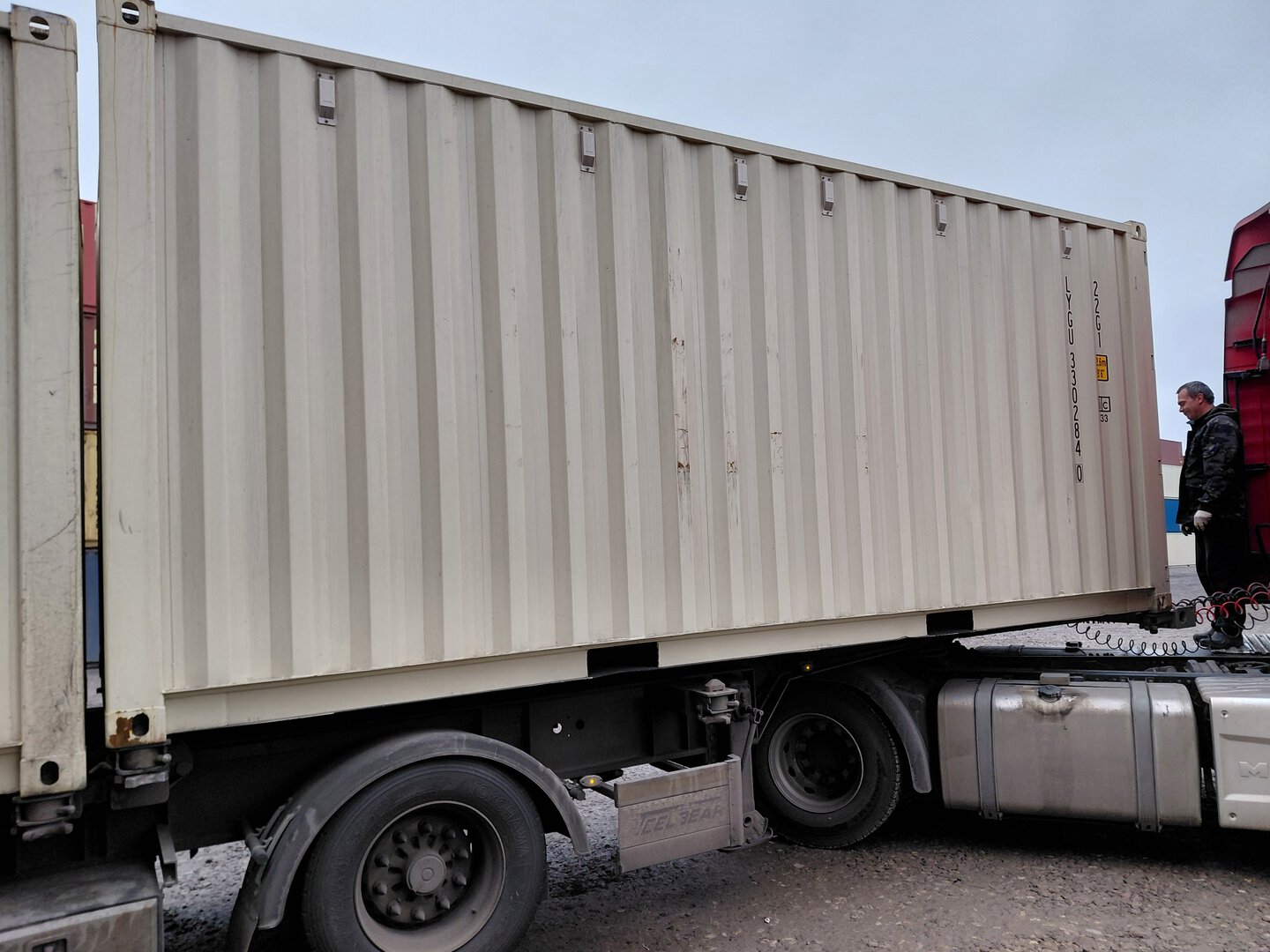 Морской контейнер LYGU3302840