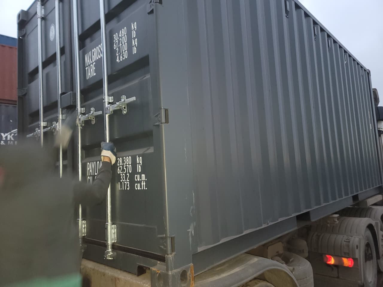 Морской контейнер LYGU3304273