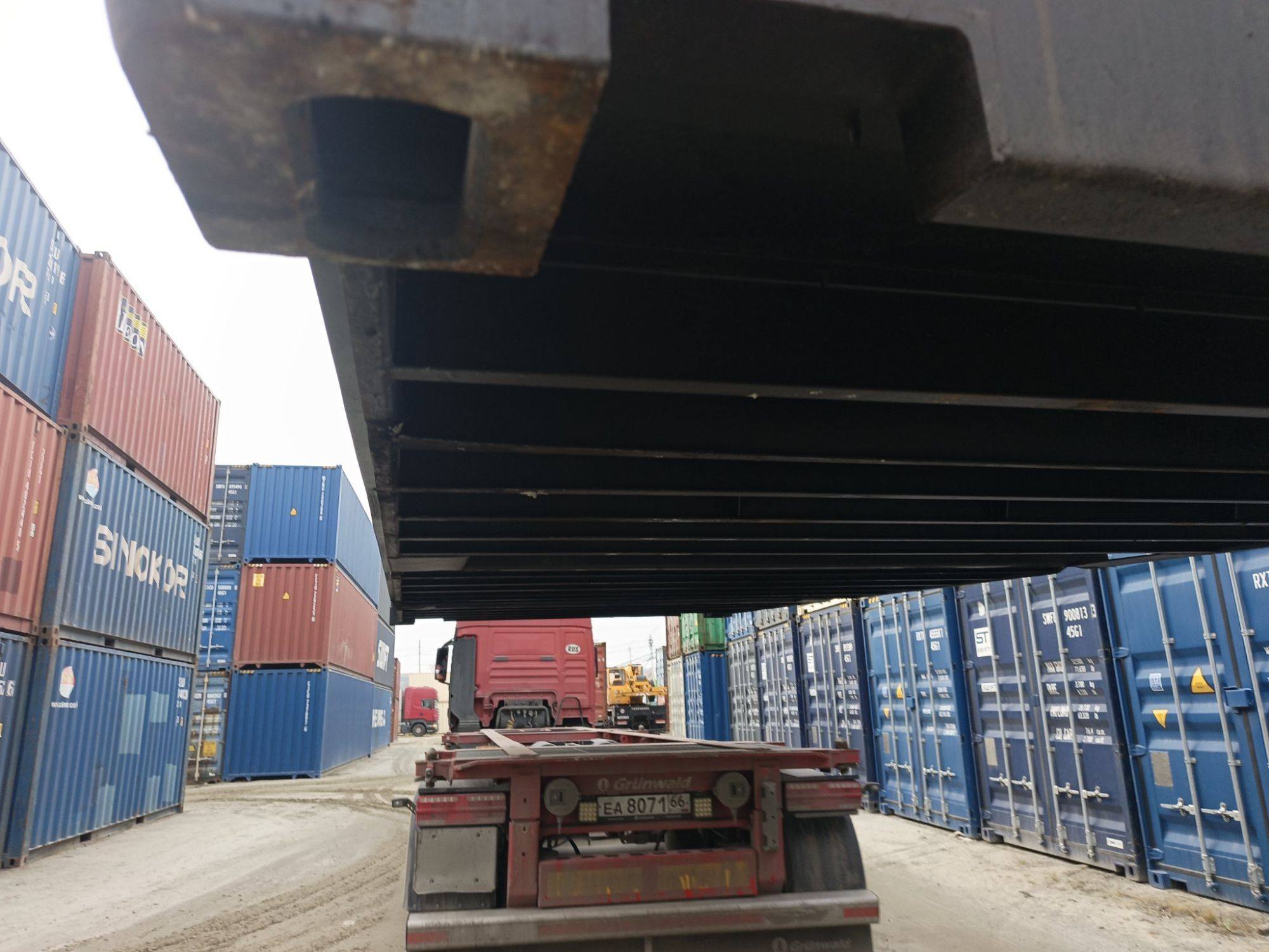 Морской контейнер LYGU3306893