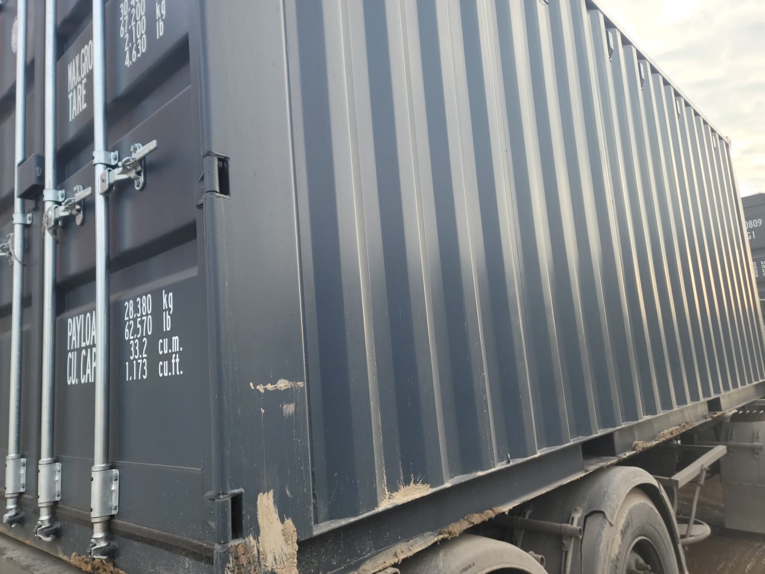 Морской контейнер LYGU3308010