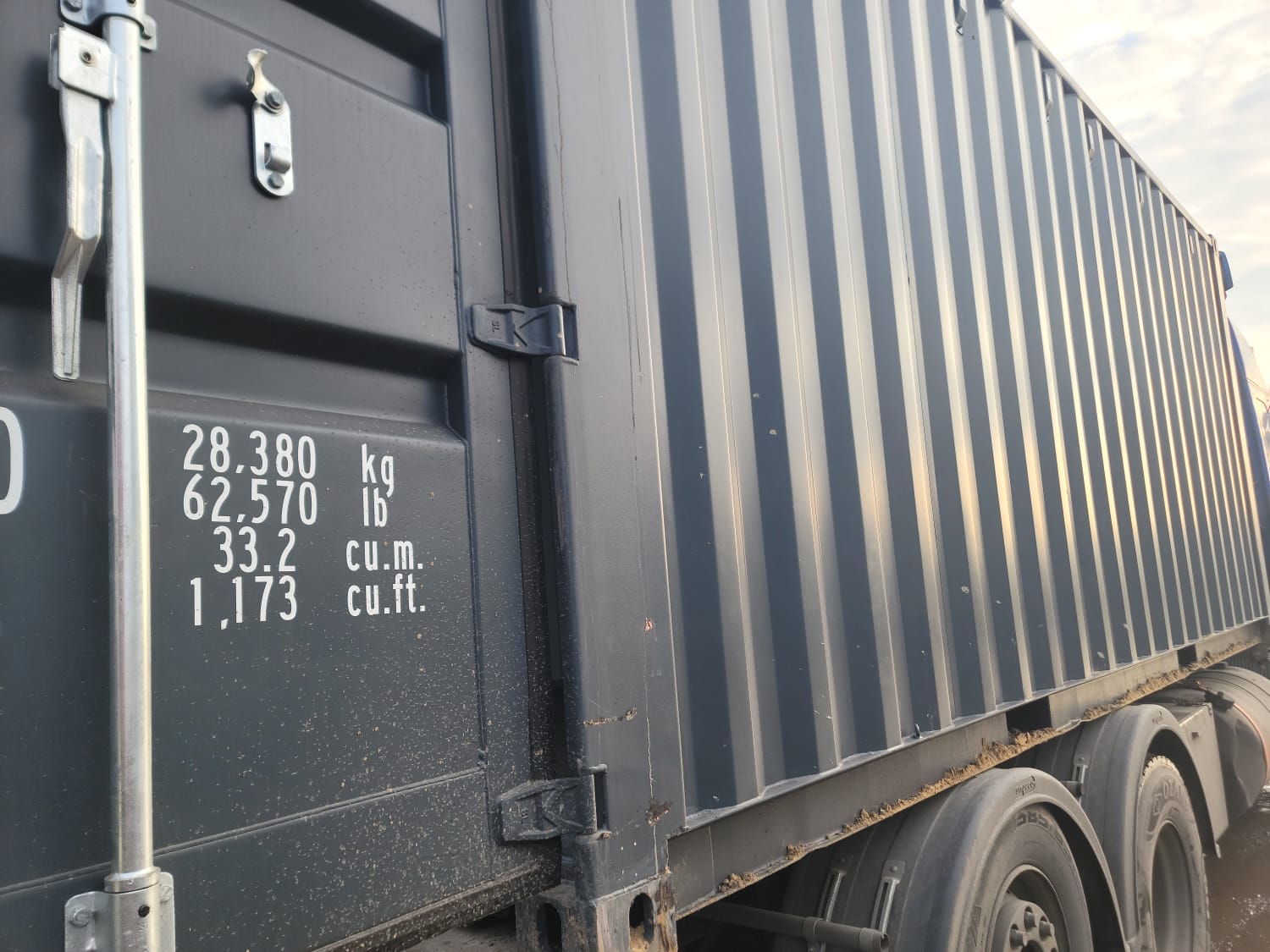 Морской контейнер LYGU3308237