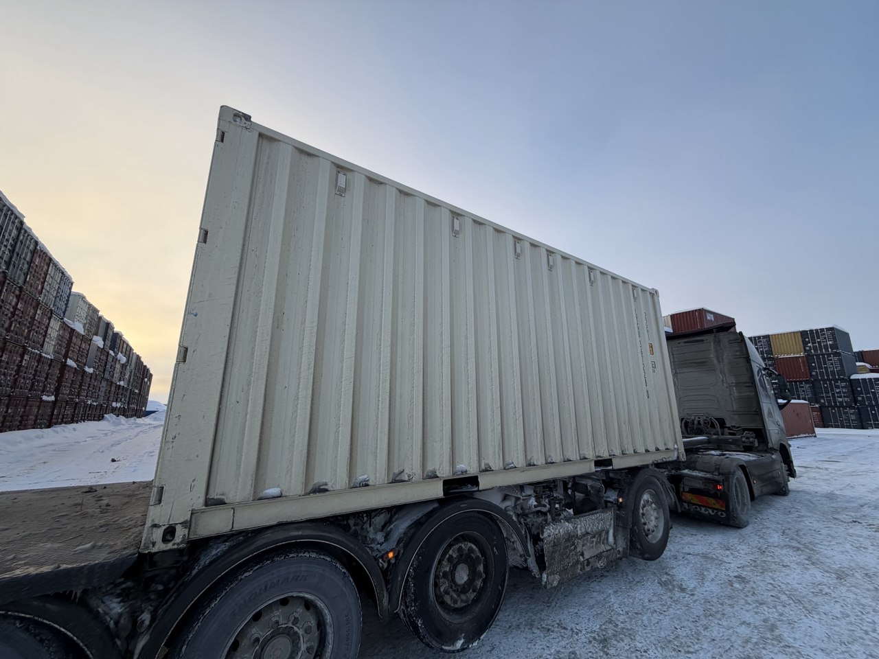 Морской контейнер LYGU3672280