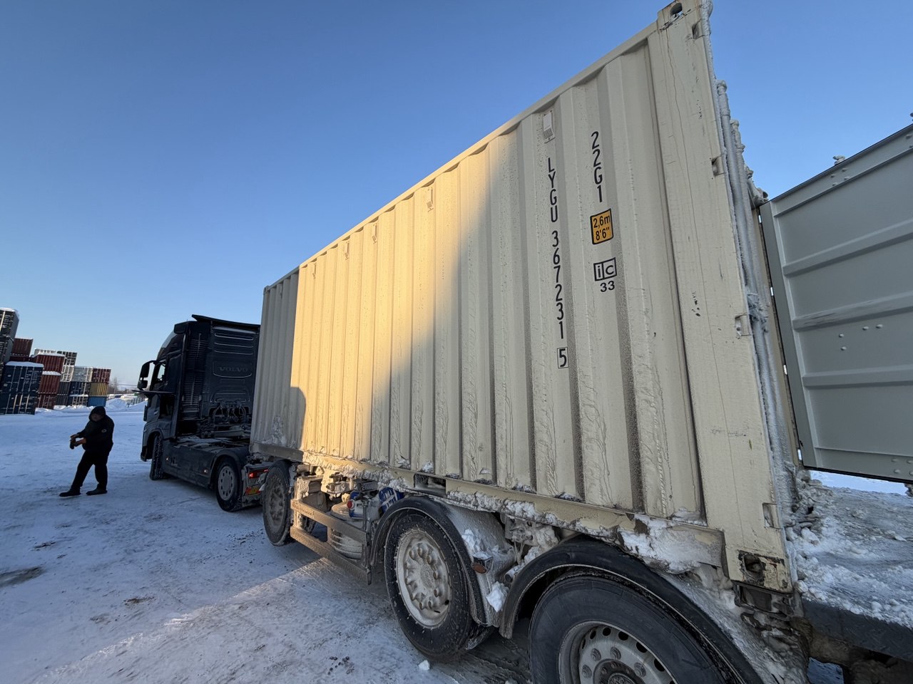 Морской контейнер LYGU3672315