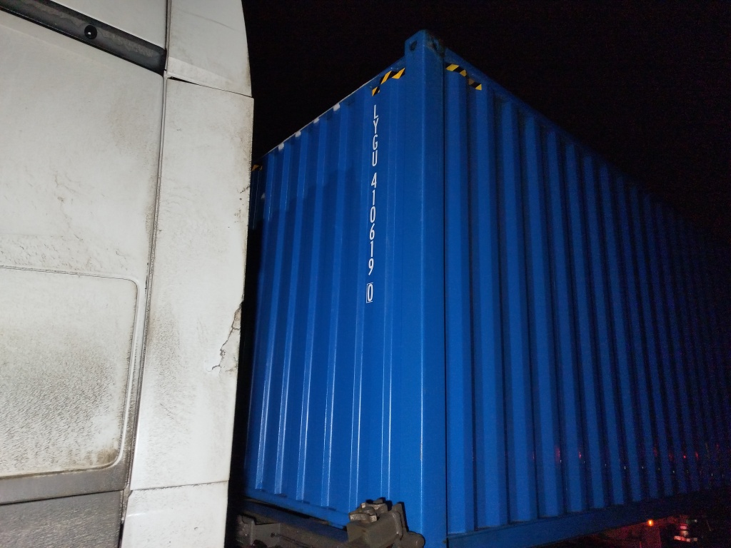 Морской контейнер LYGU4106190