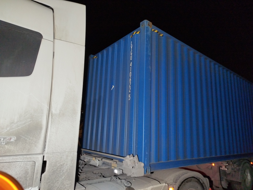 Морской контейнер LYGU4106225