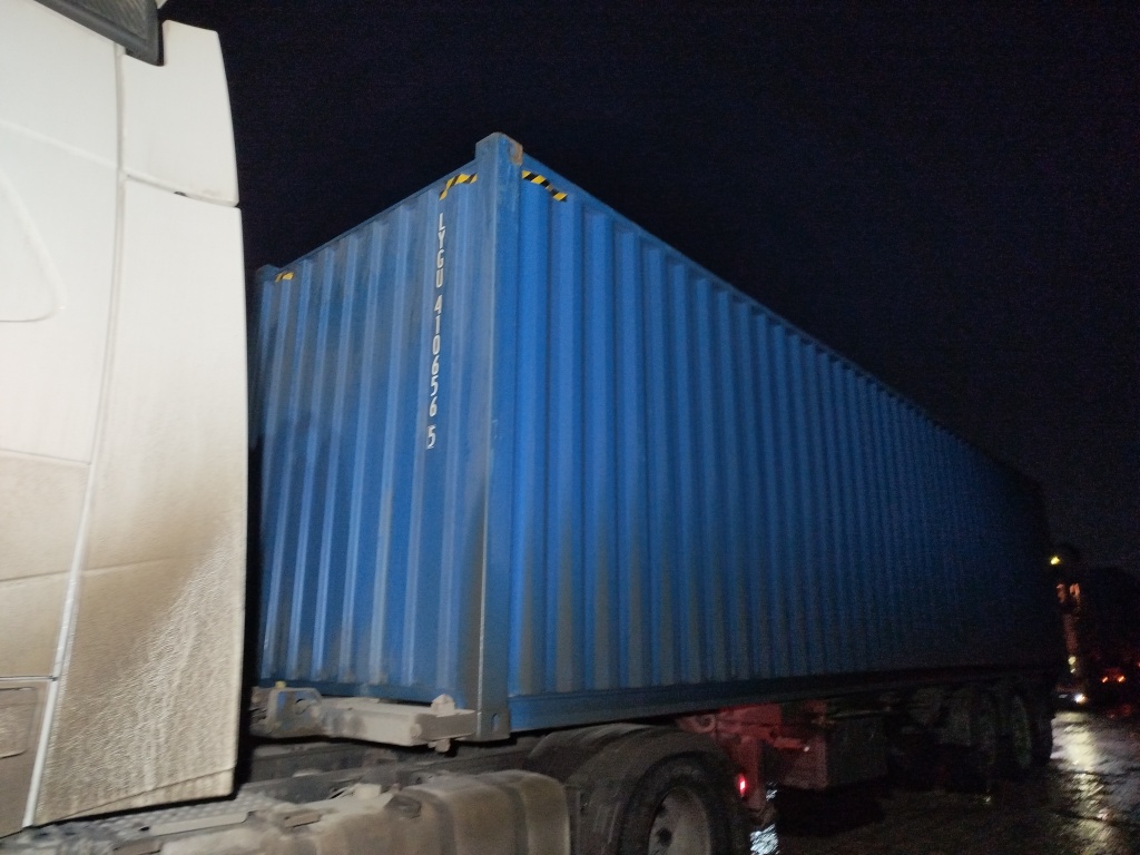 Морской контейнер LYGU4106565