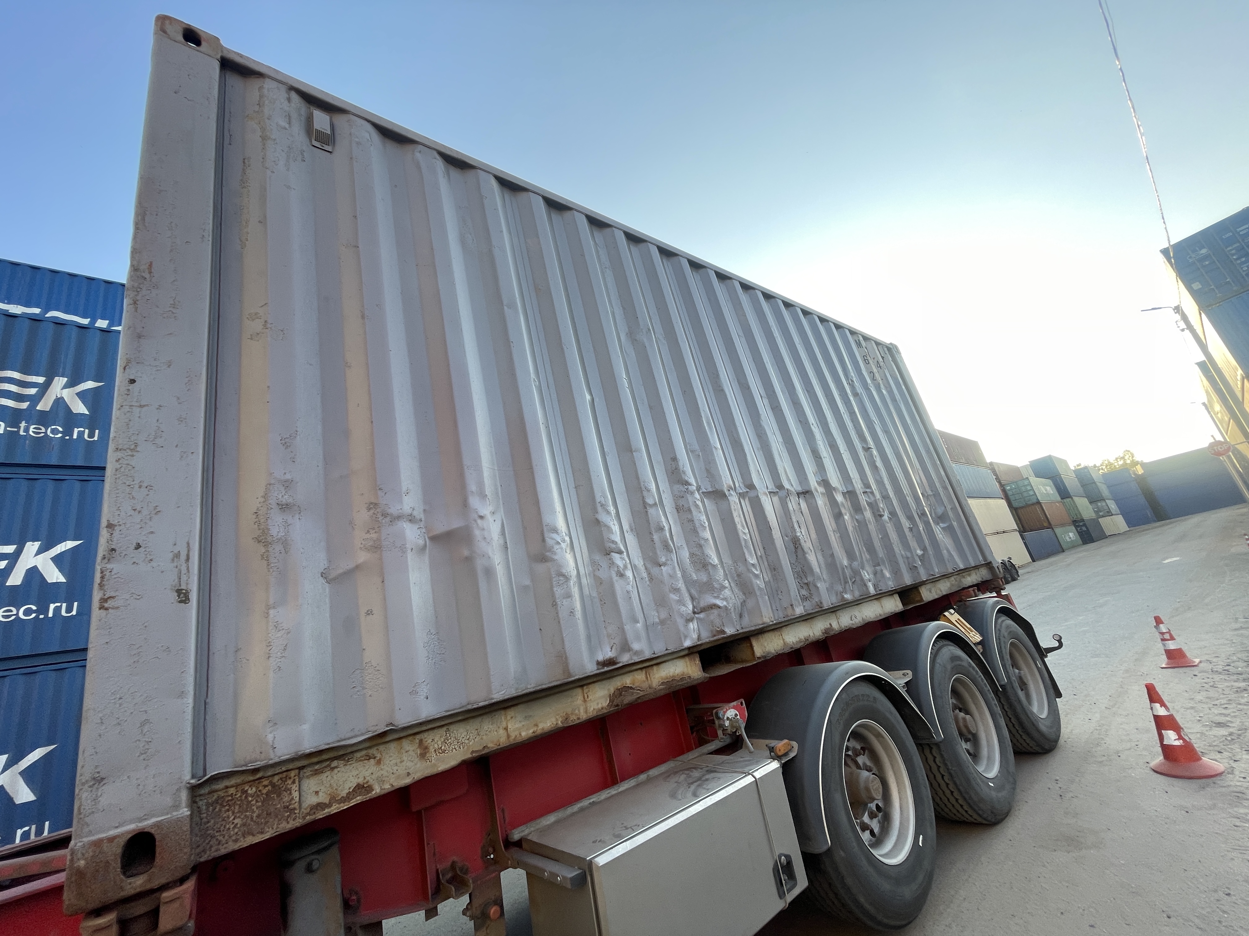 Морской контейнер MAEU6826487