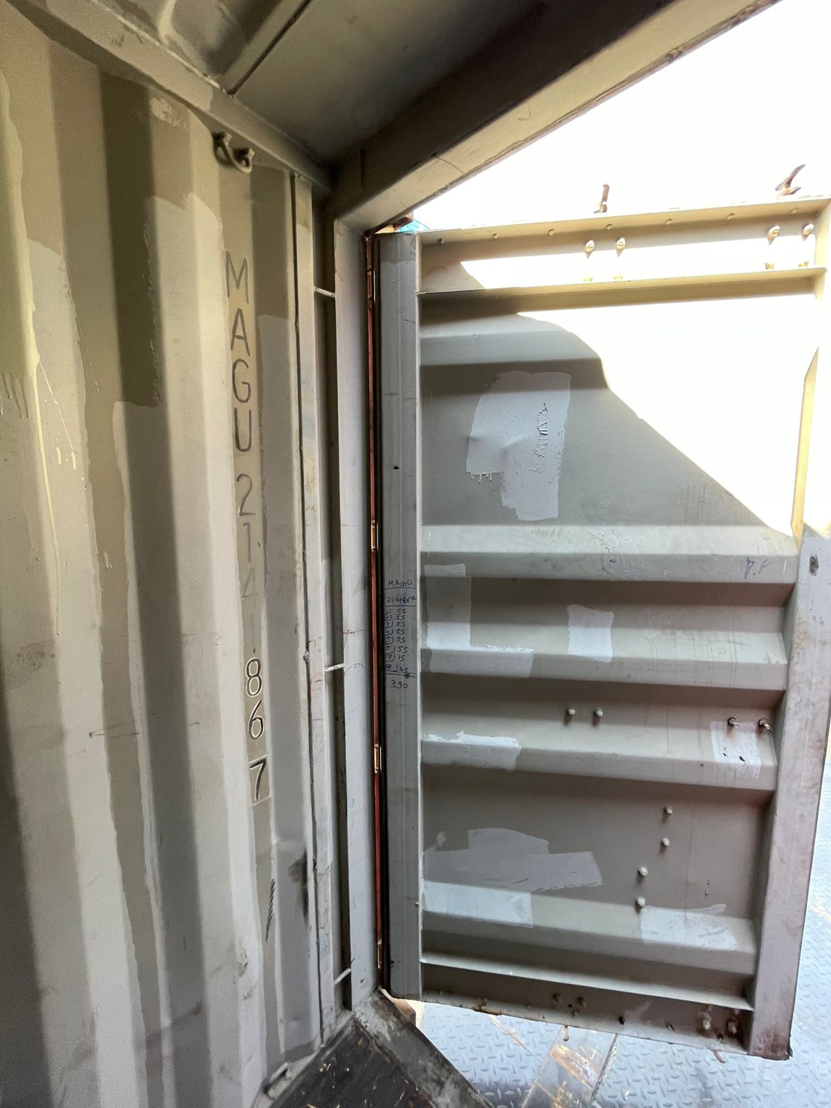 Морской контейнер MAGU2141867