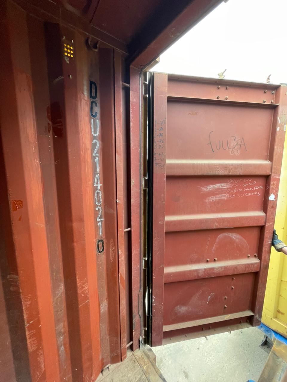 Морской контейнер MDCU2140210