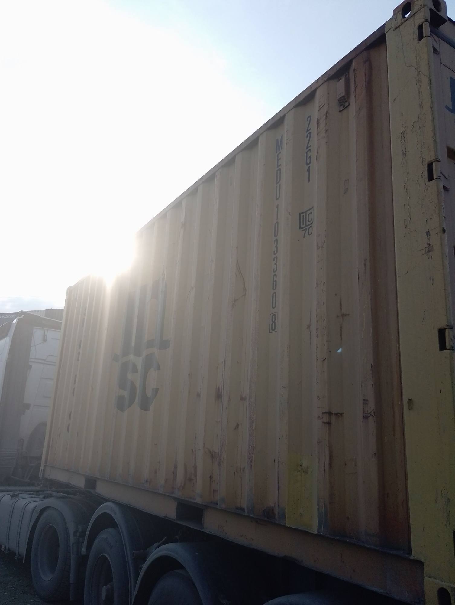 Морской контейнер MEDU1033608