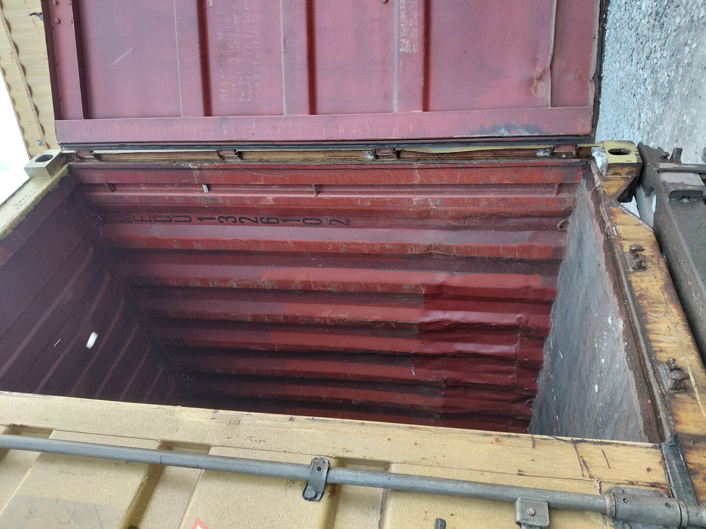 Морской контейнер MEDU1326102