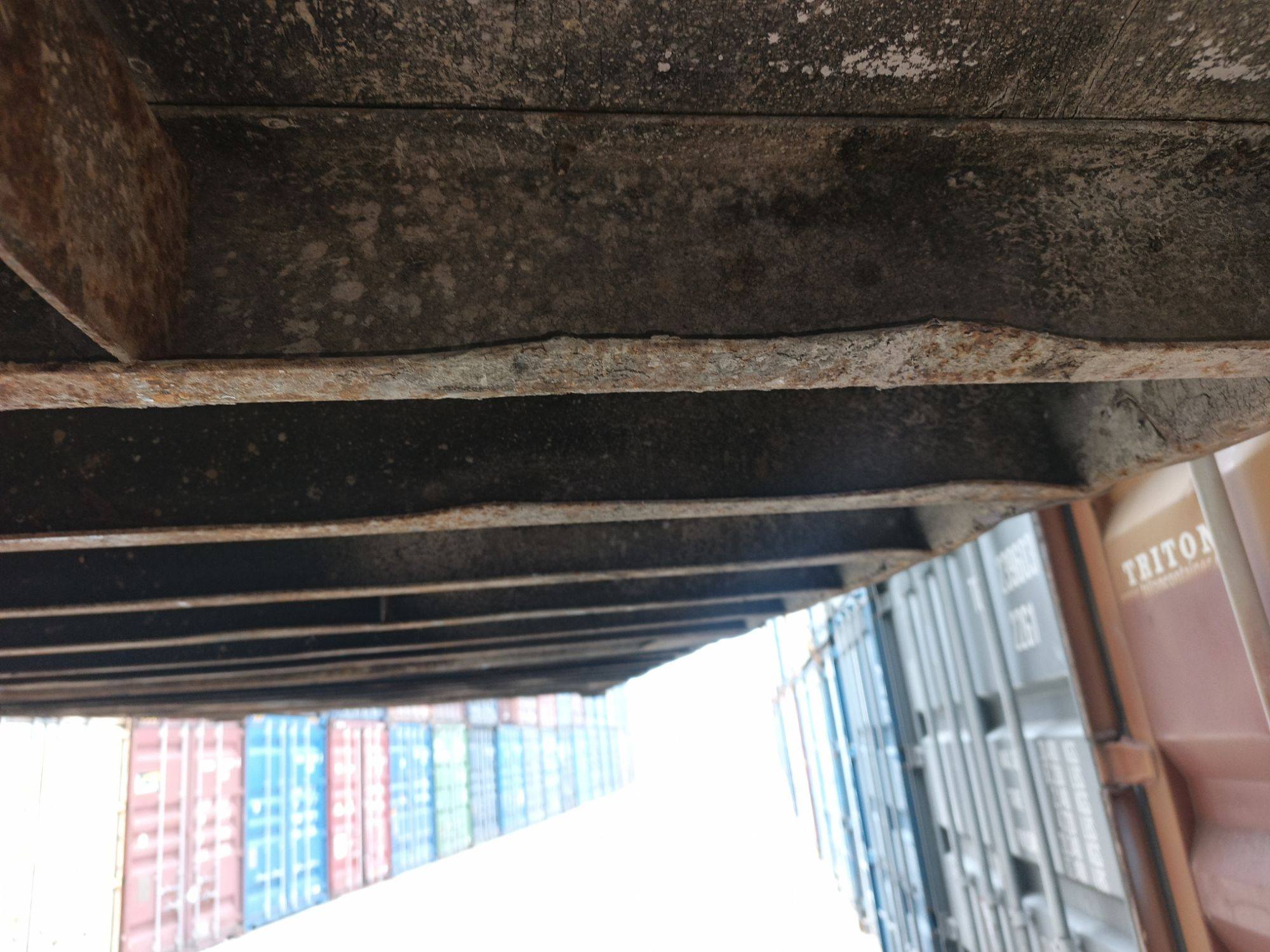 Морской контейнер MEDU1558216