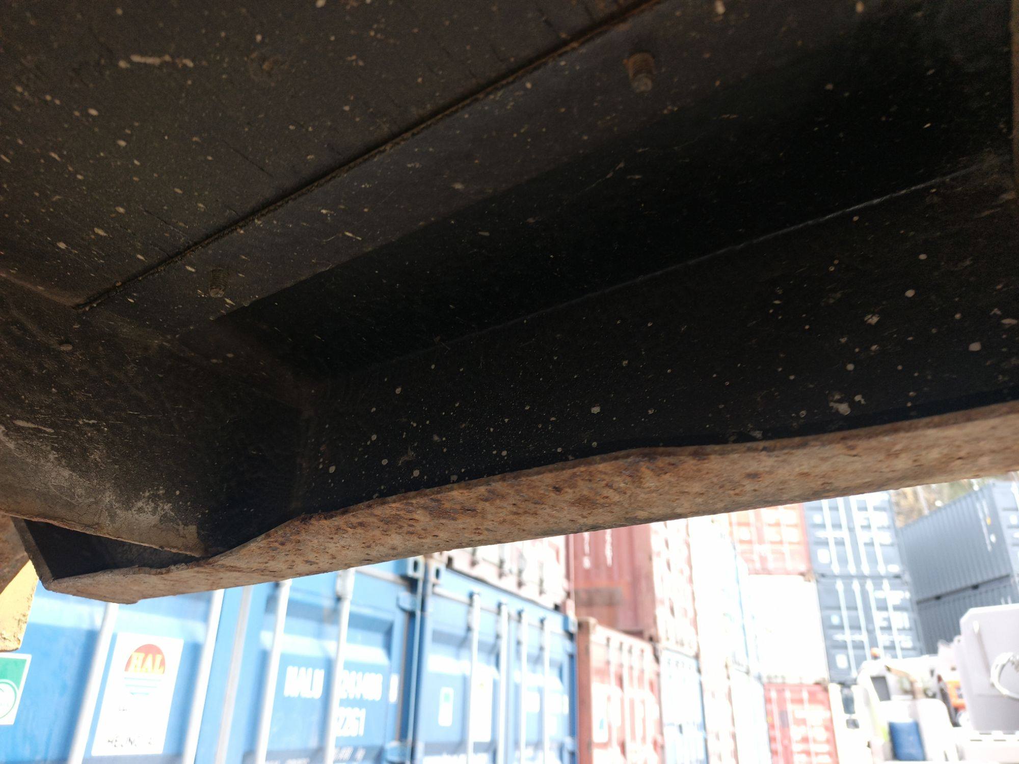 Морской контейнер MEDU1558216