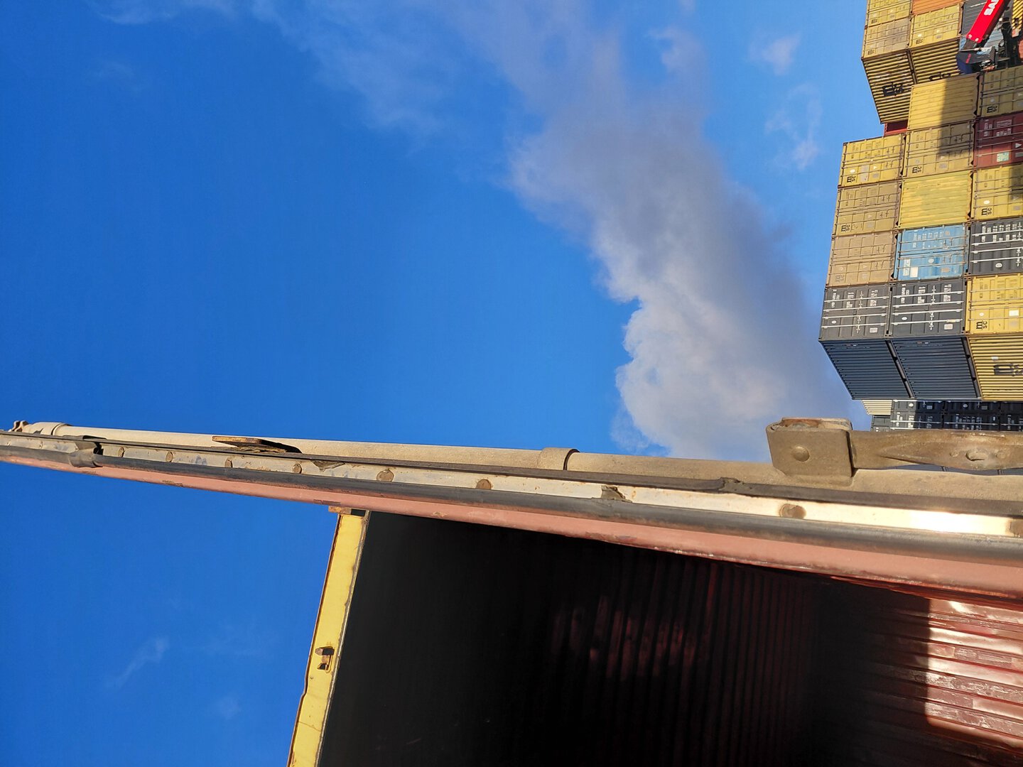 Морской контейнер MEDU1800382