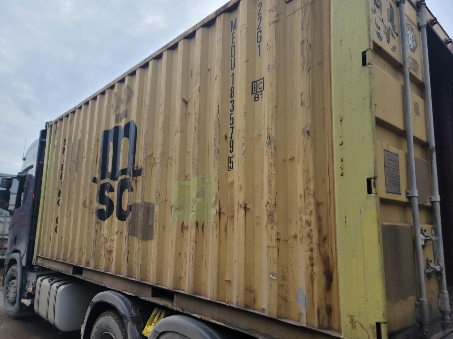 Морской контейнер MEDU1835795