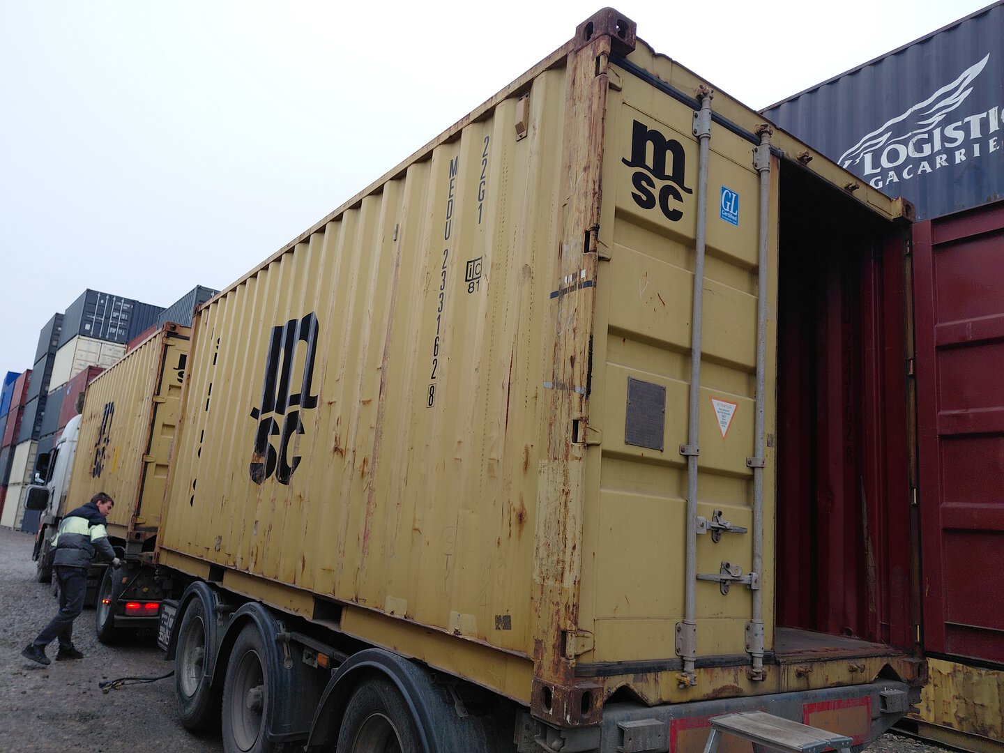 Морской контейнер MEDU2331628