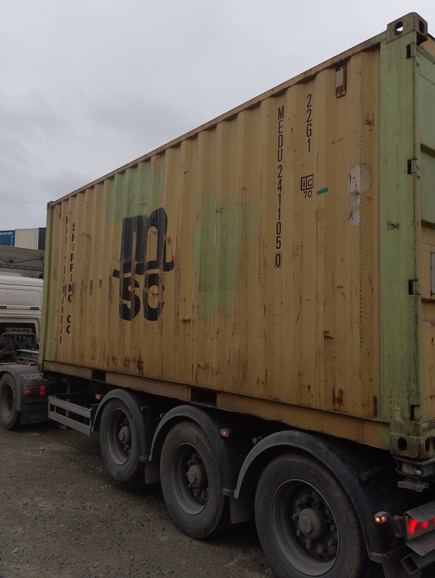 Морской контейнер MEDU2411050