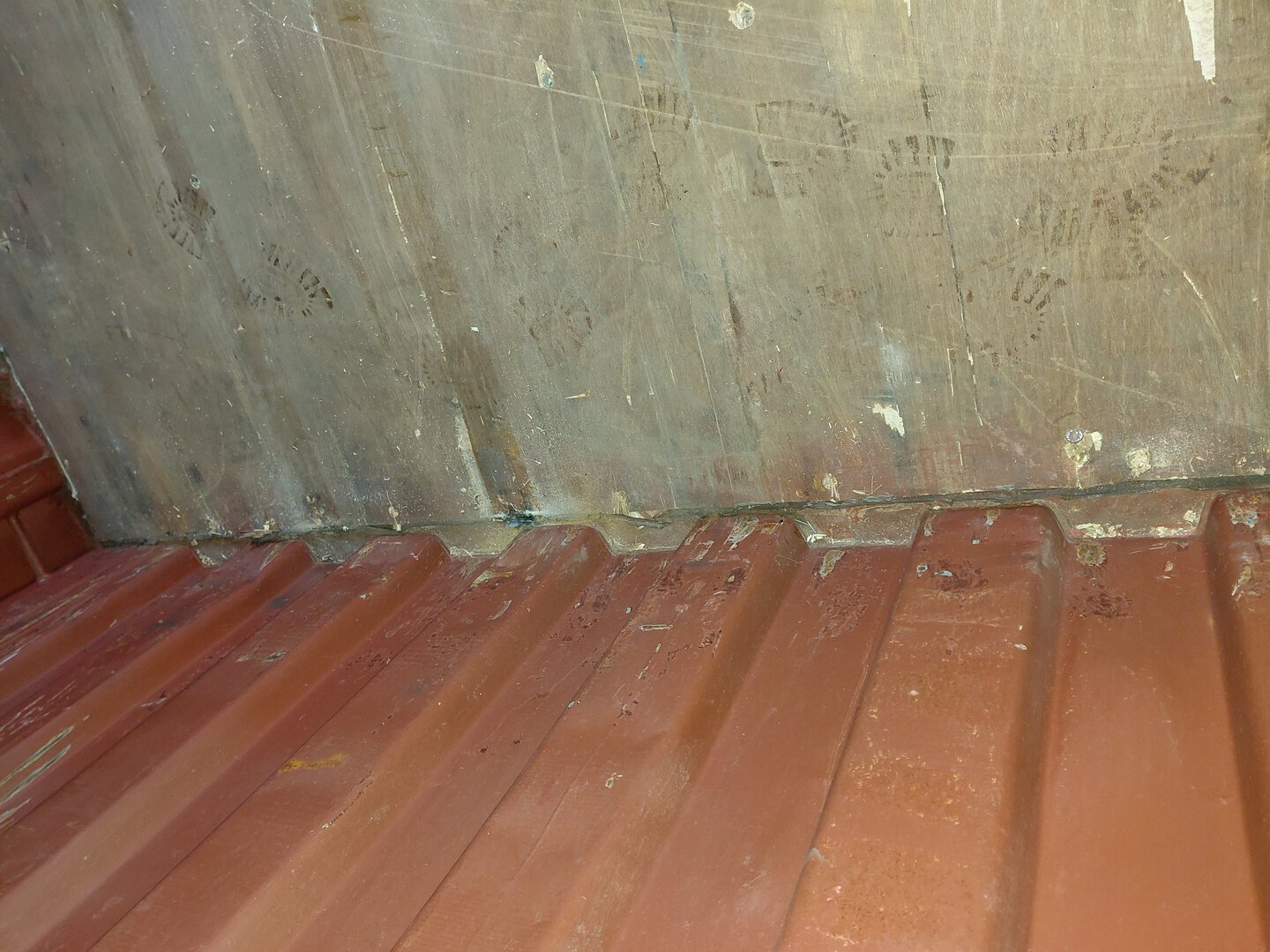 Морской контейнер MEDU3021988