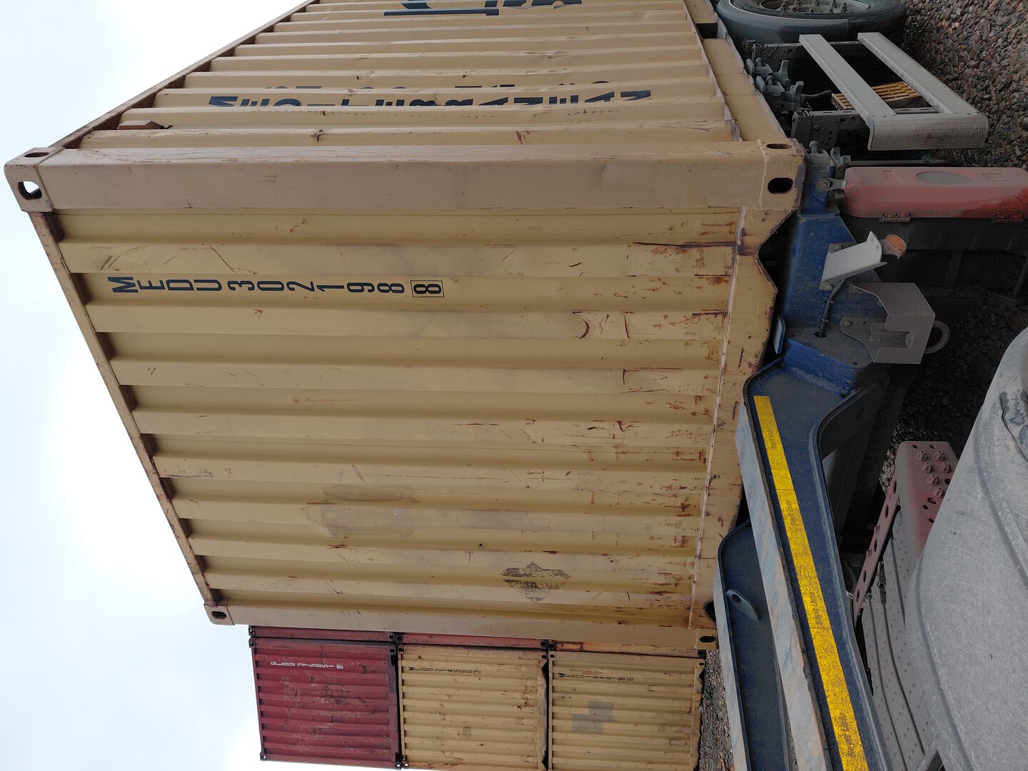 Морской контейнер MEDU3021988