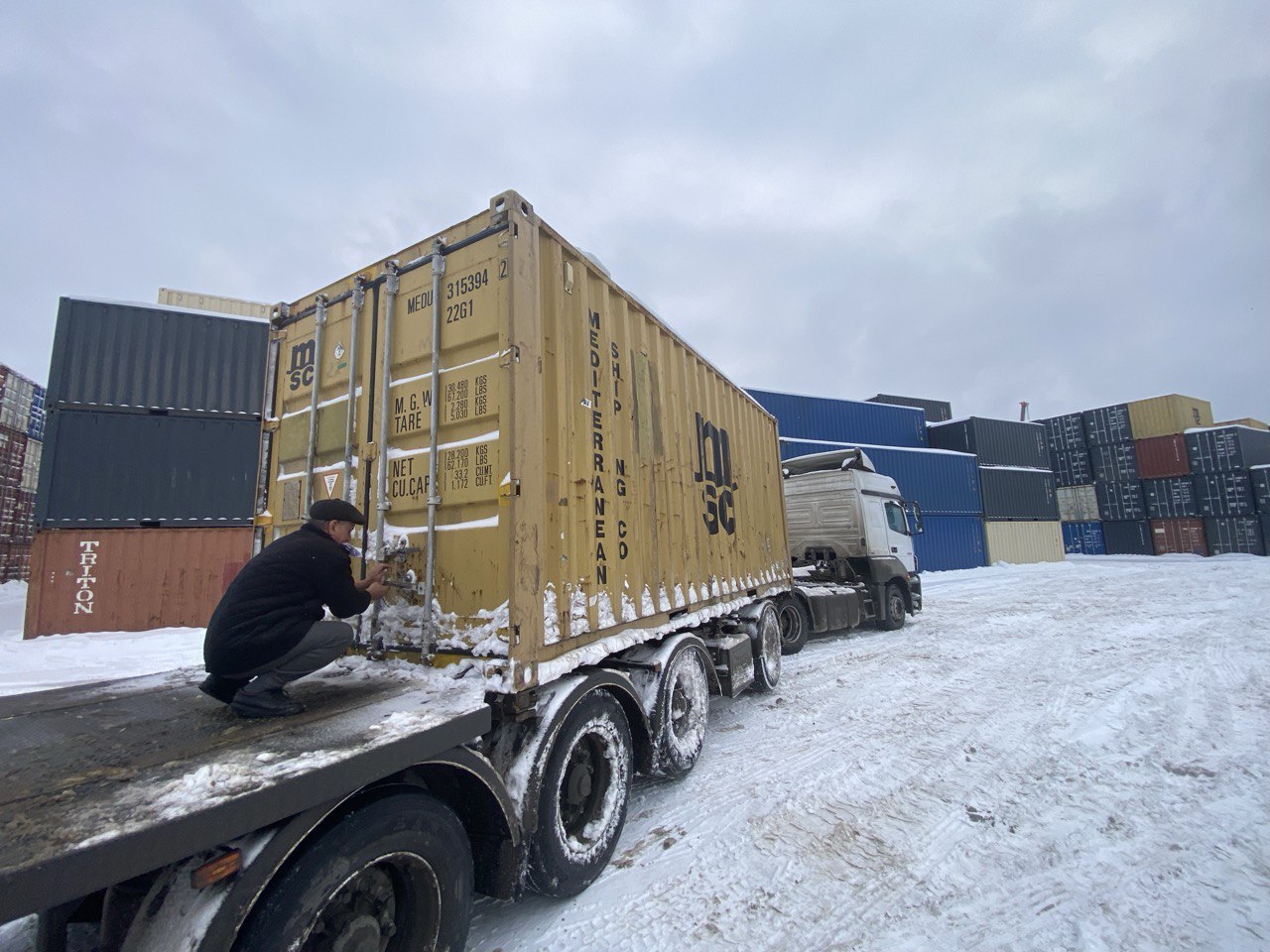 Морской контейнер MEDU3153942