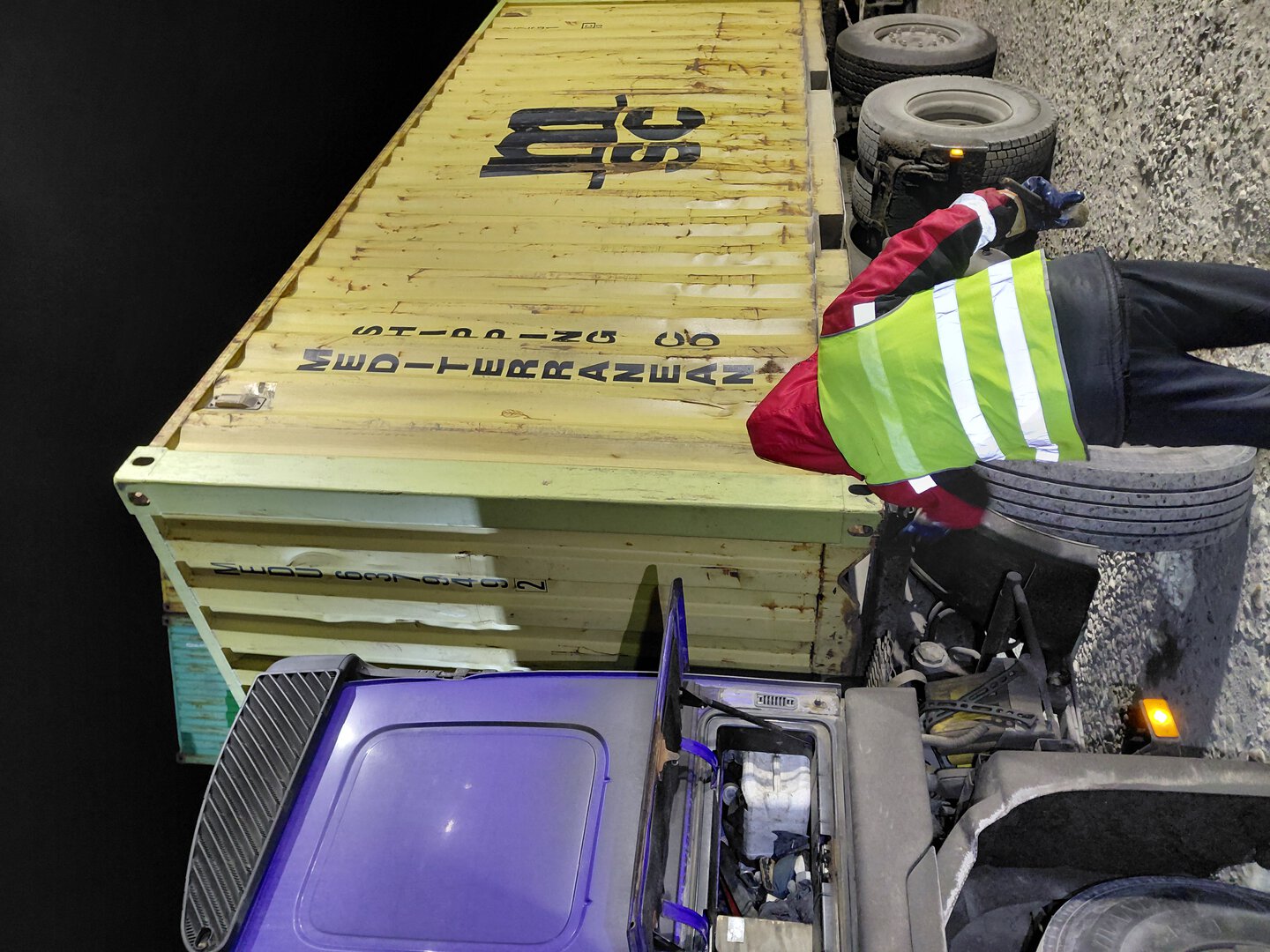 Морской контейнер MEDU6379492