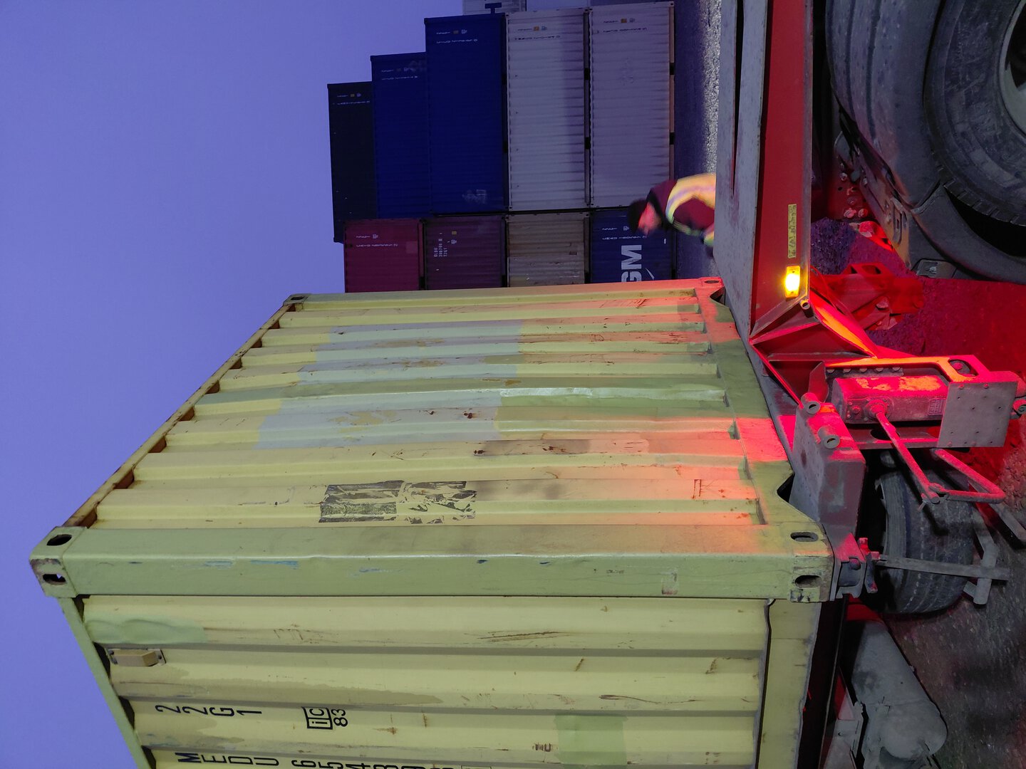 Морской контейнер MEDU6543986