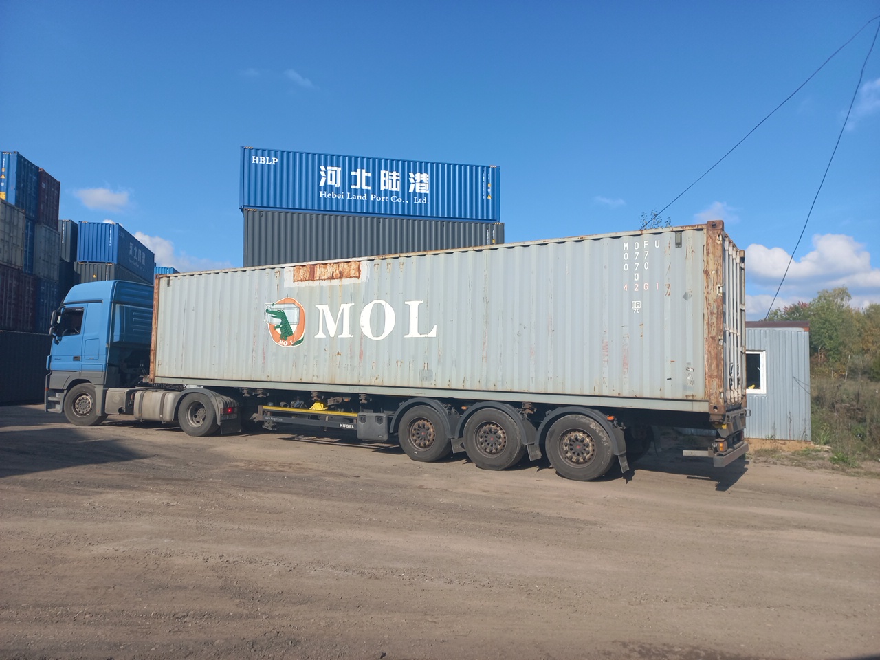 Морской контейнер MOFU0770700