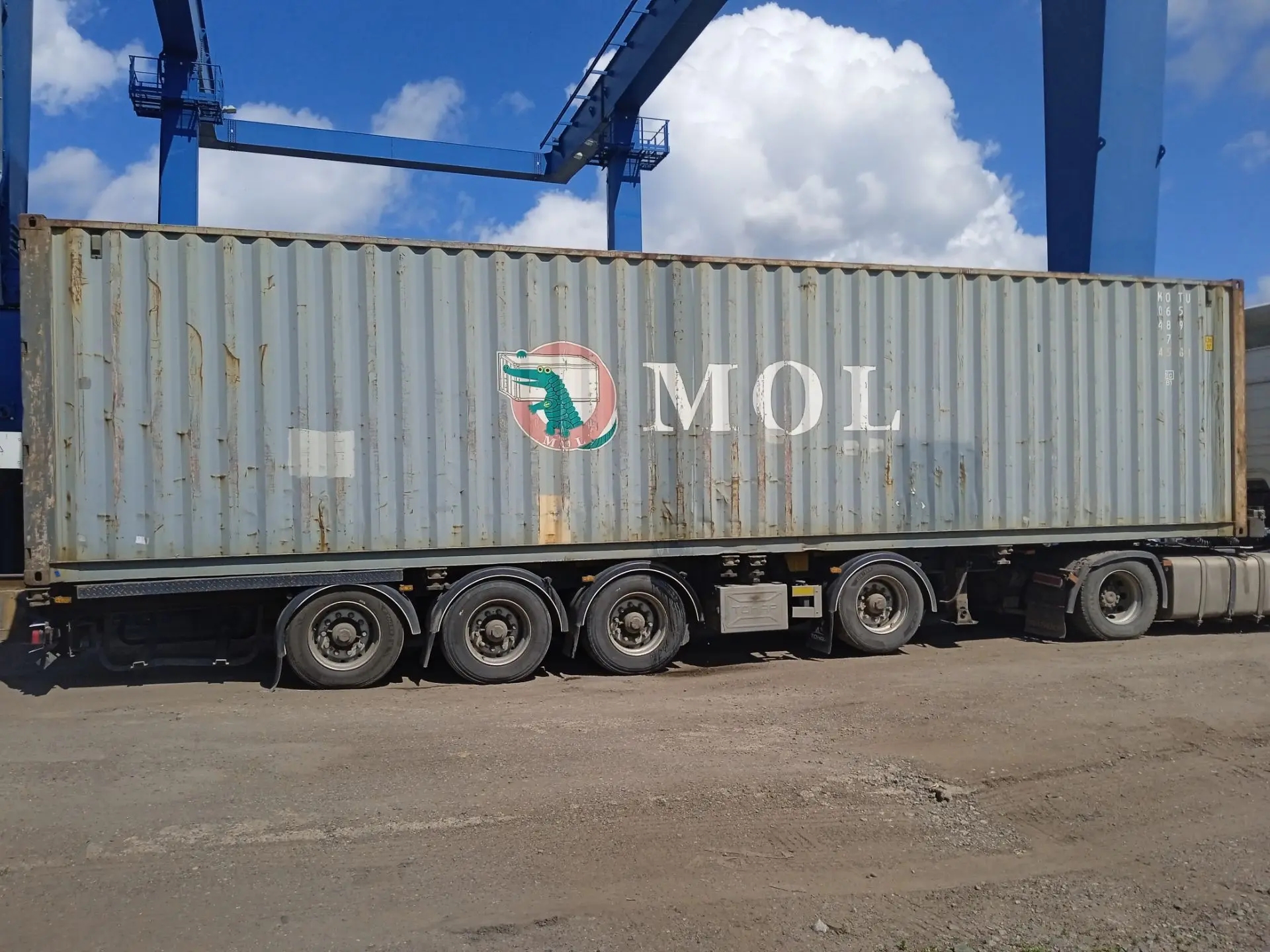 Морской контейнер MOTU0654897