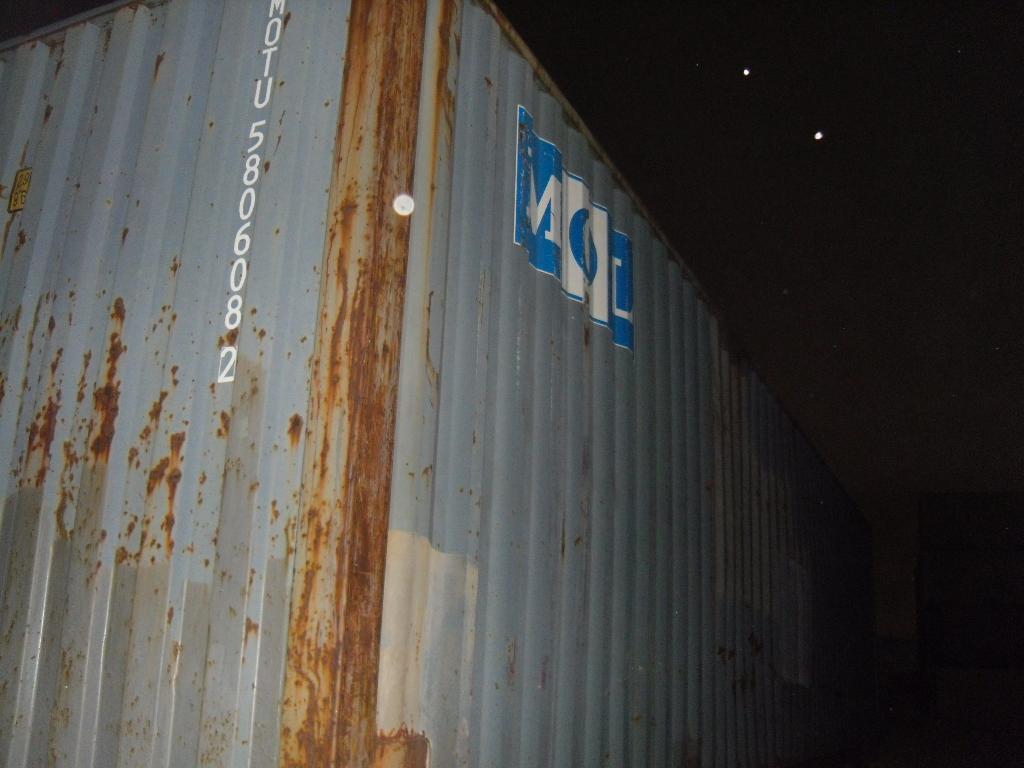 Морской контейнер MOTU5806082