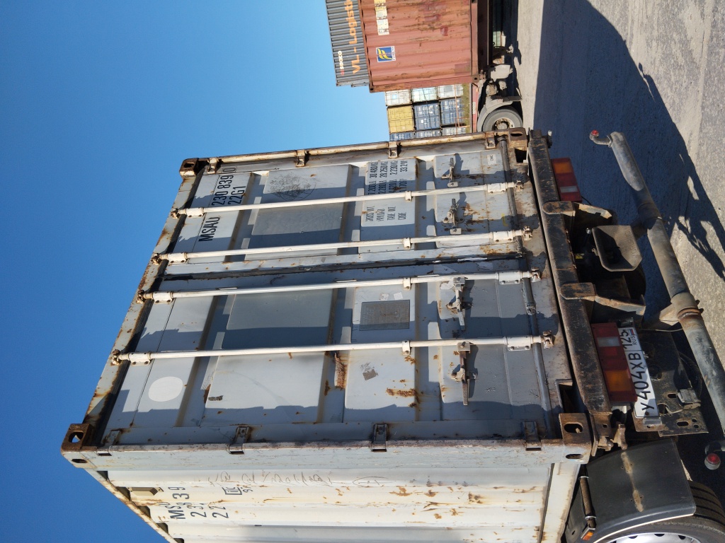 Морской контейнер MSAU2308390