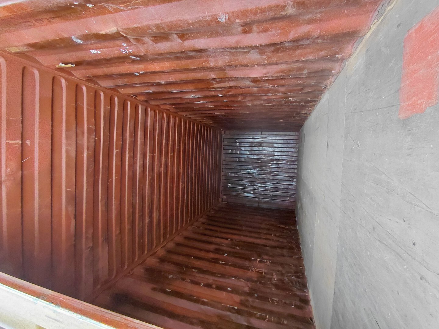 Морской контейнер MSCU3182190